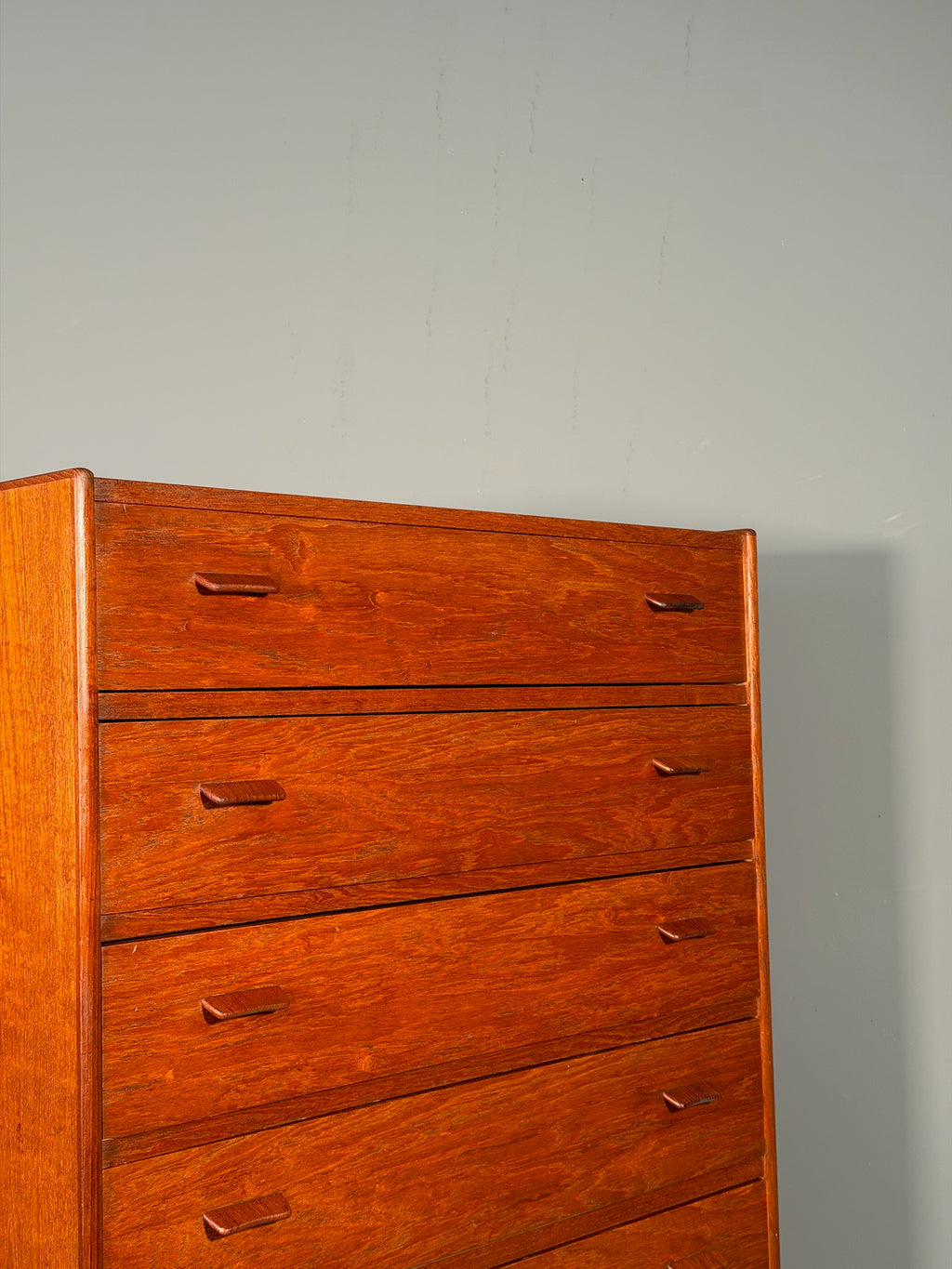 Cassettiera in teak di Poul Volther