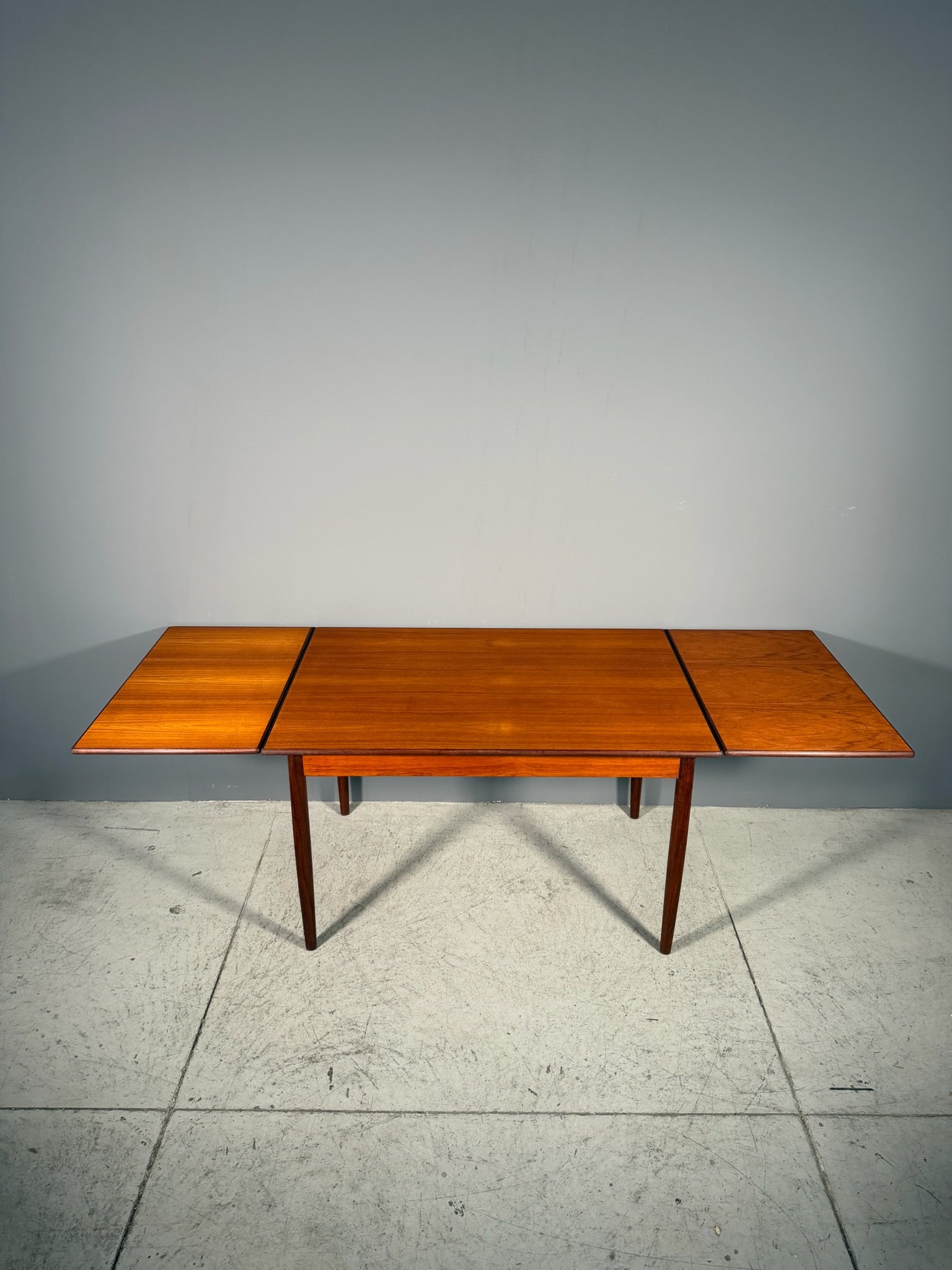 Tavolo danese in teak