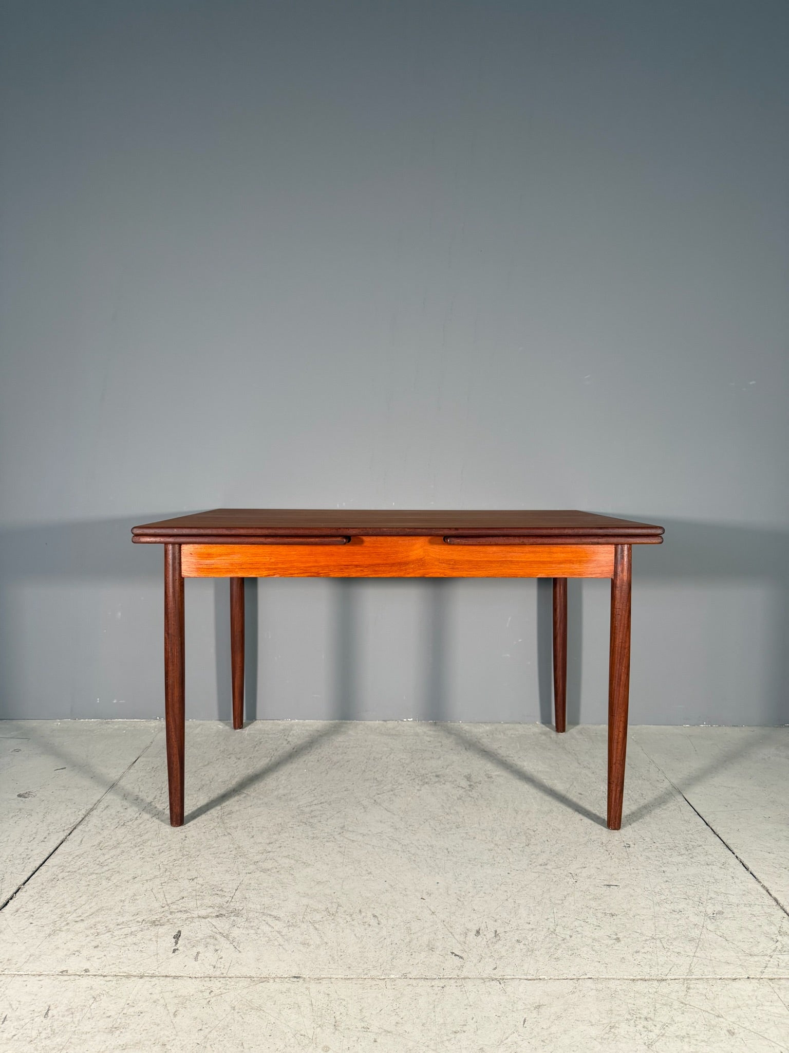 Tavolo danese in teak