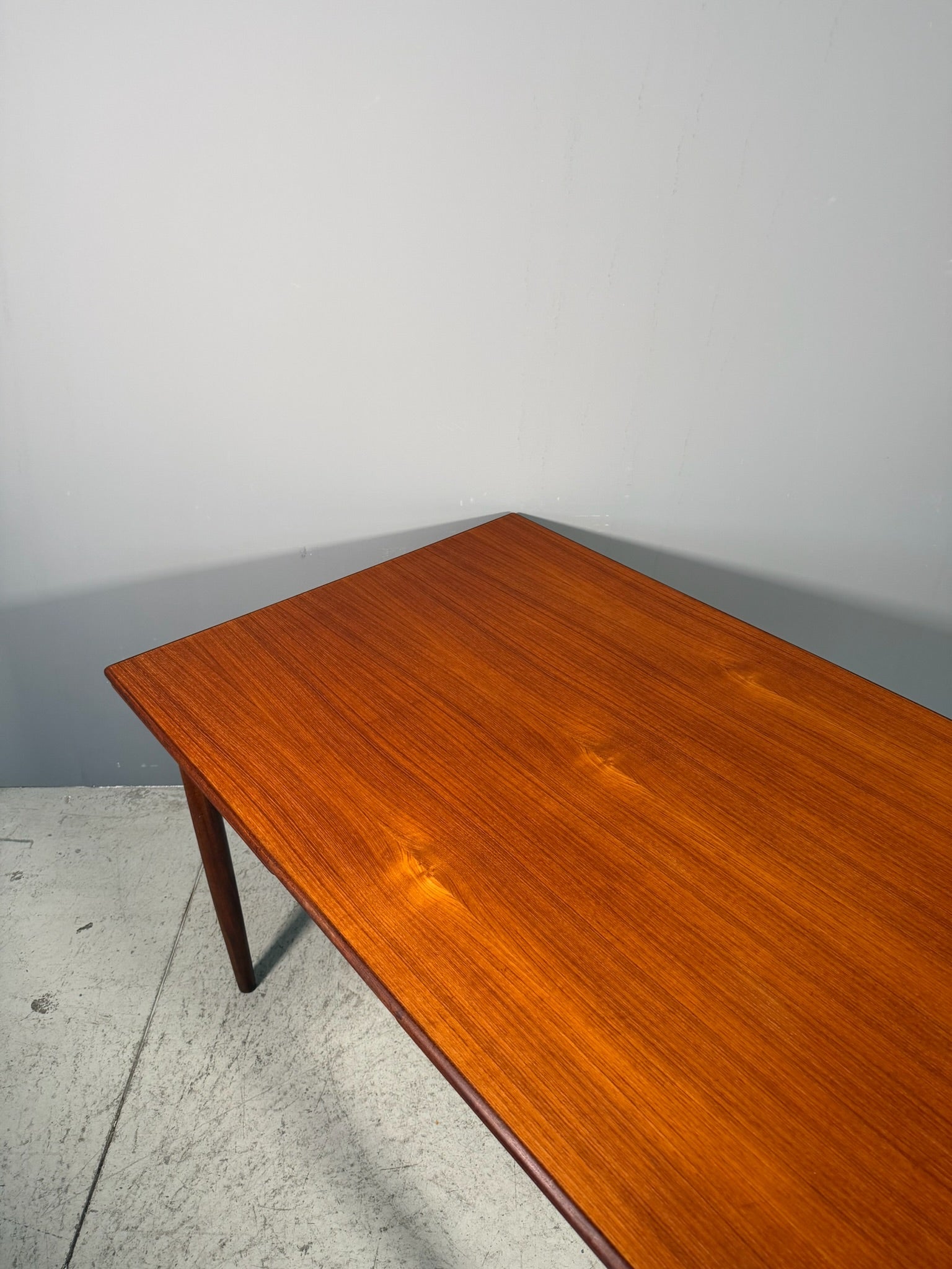 Tavolo danese in teak