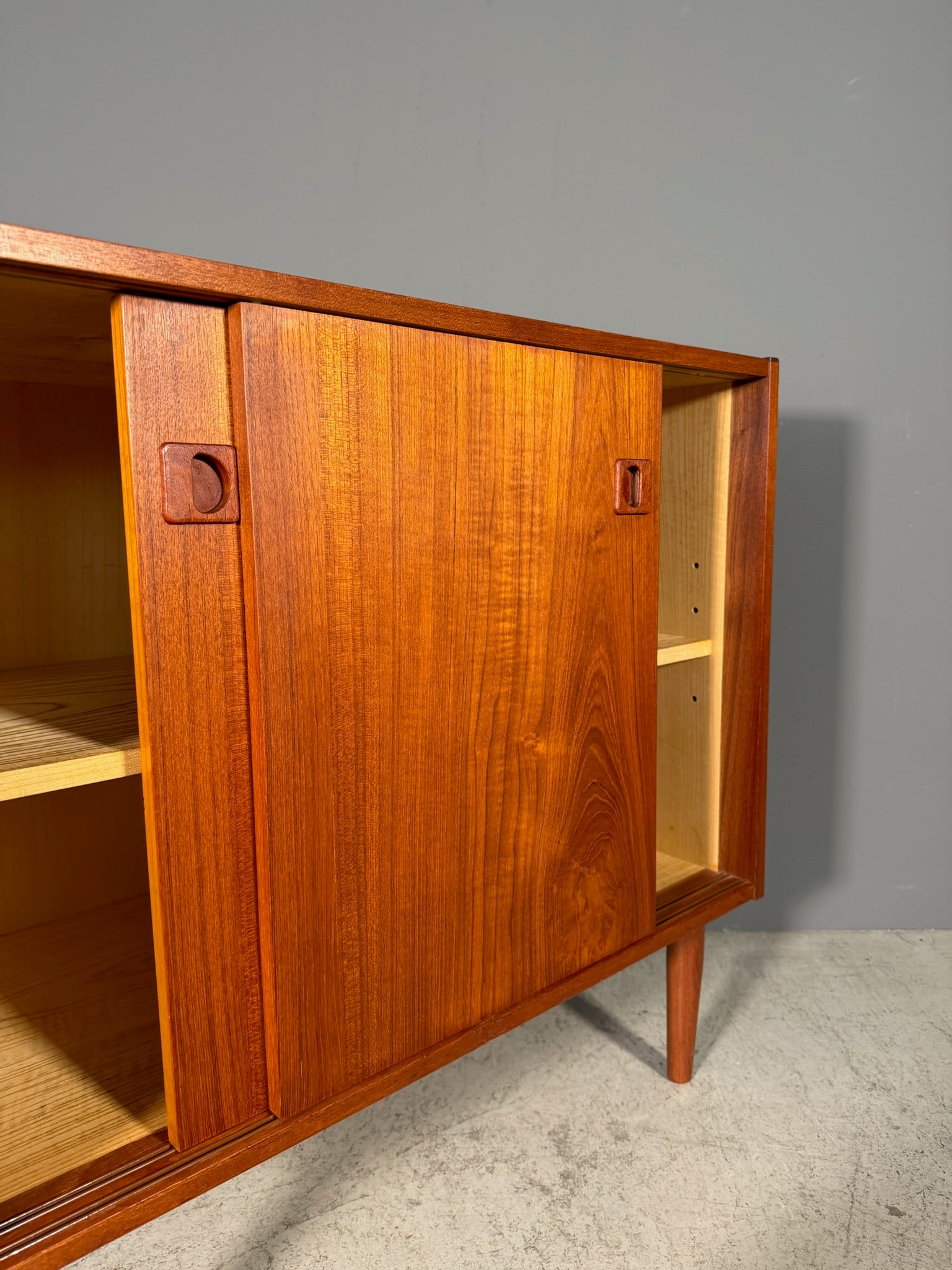 Sideboard danese in teak