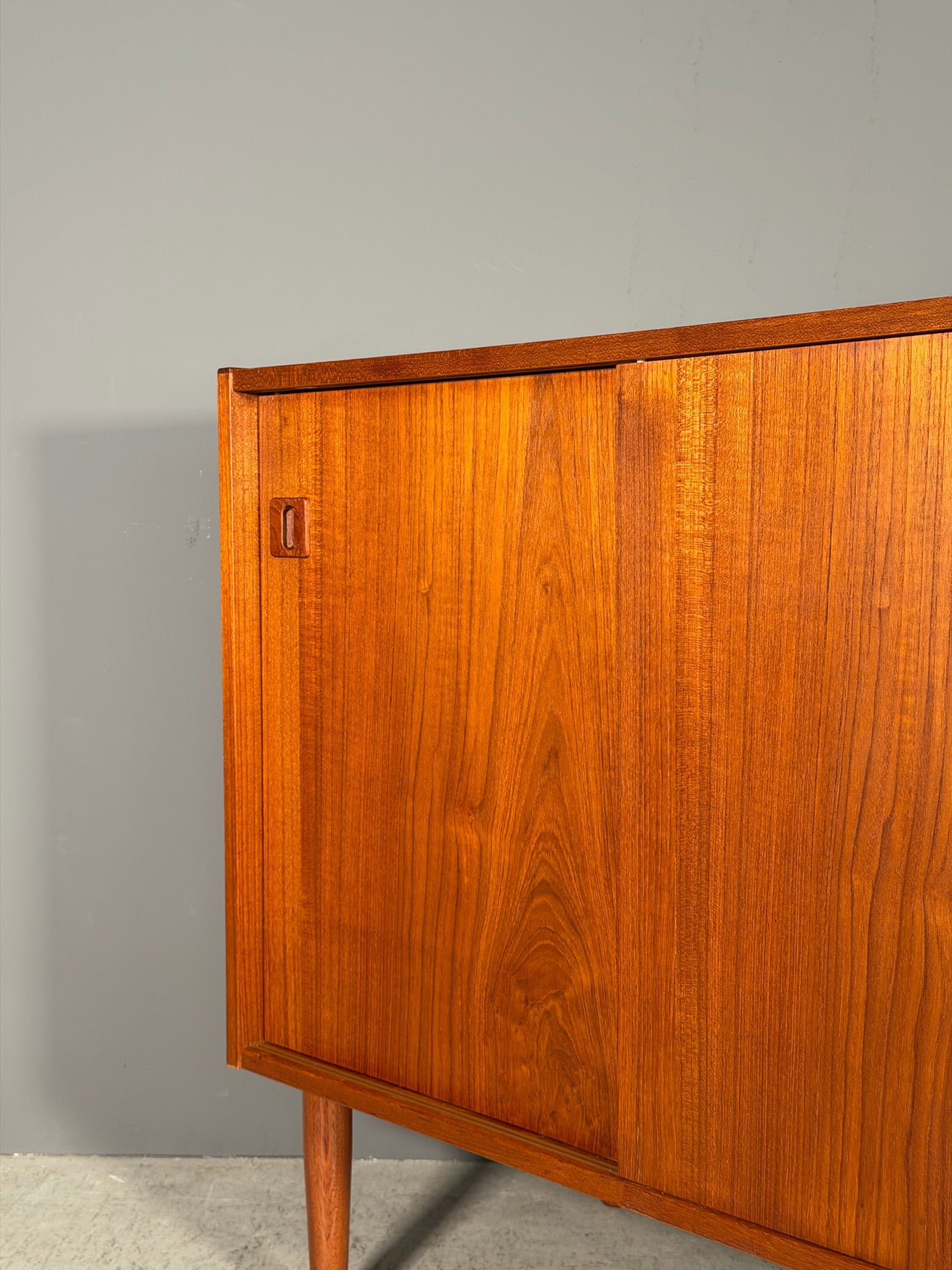 Sideboard danese in teak