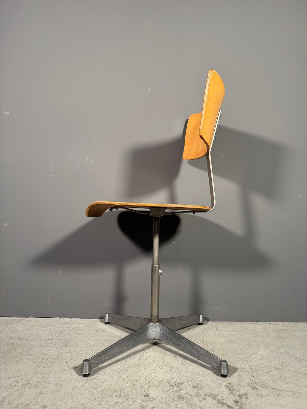 Sedia da scuola anni 50