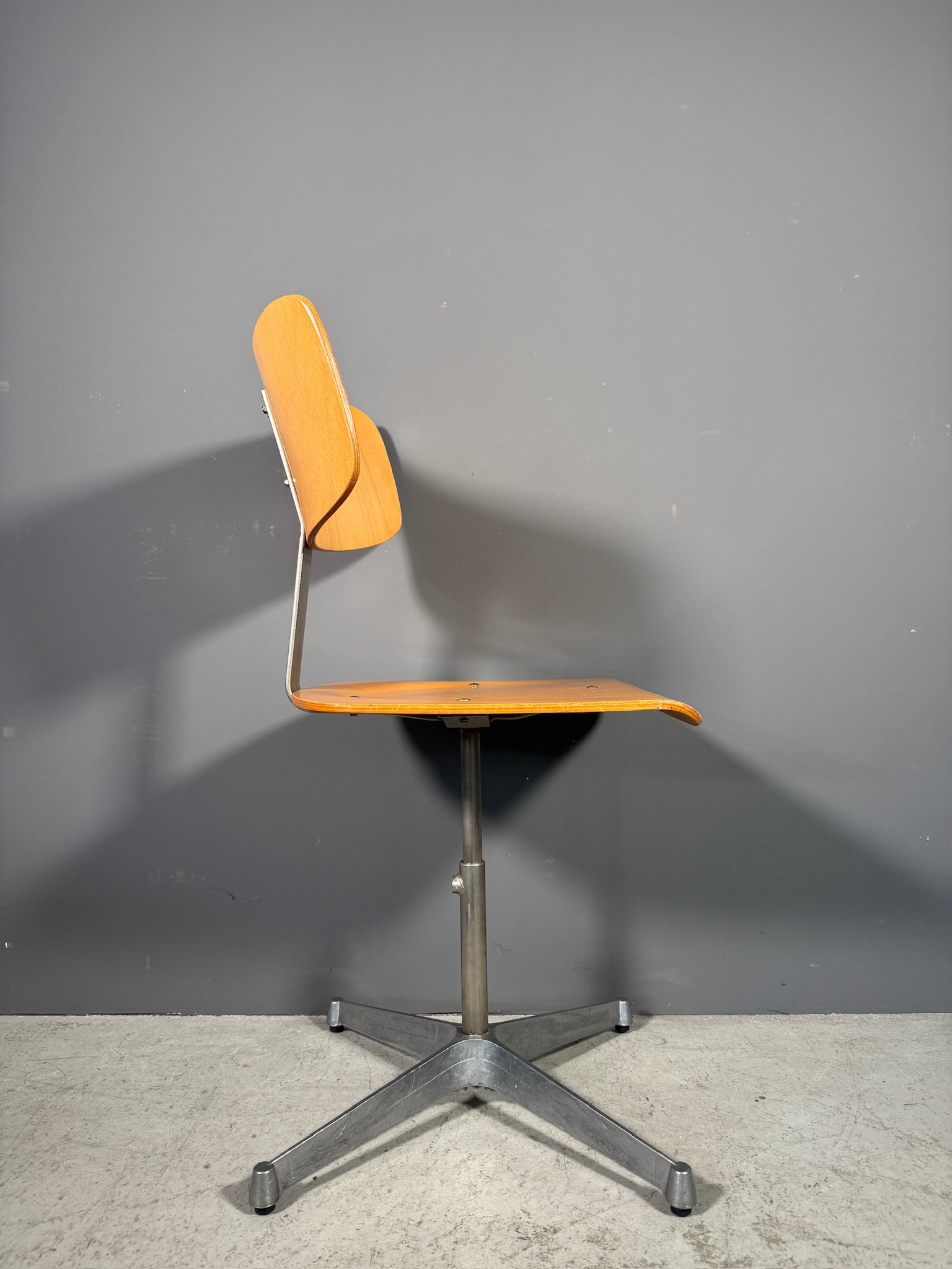 Sedia da scuola anni 50