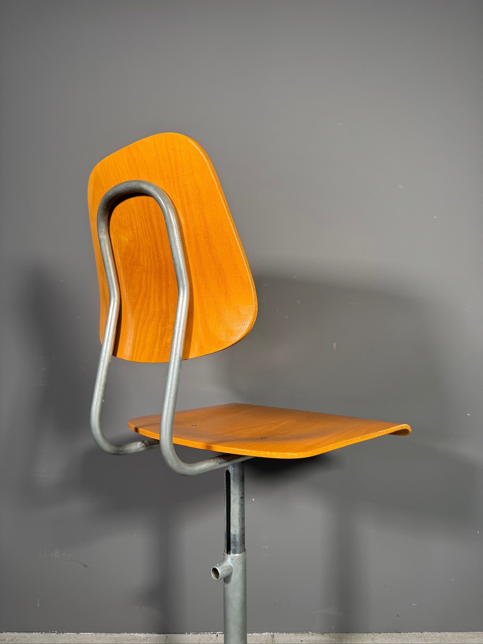 Sedia da scuola vintage