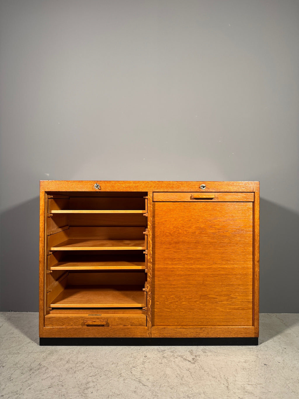 Mobile a Serrandina anni 60