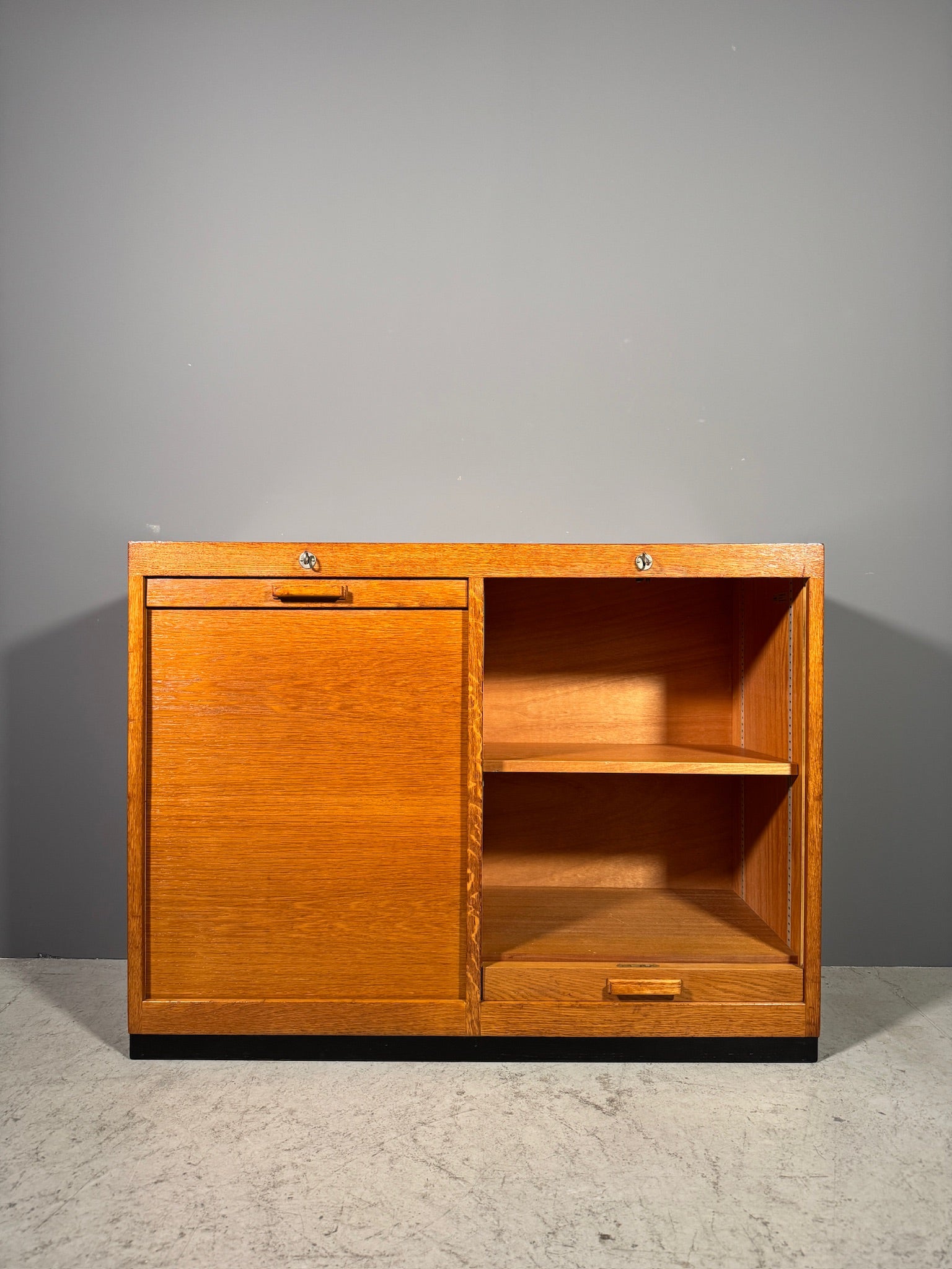 Mobile a Serrandina anni 60