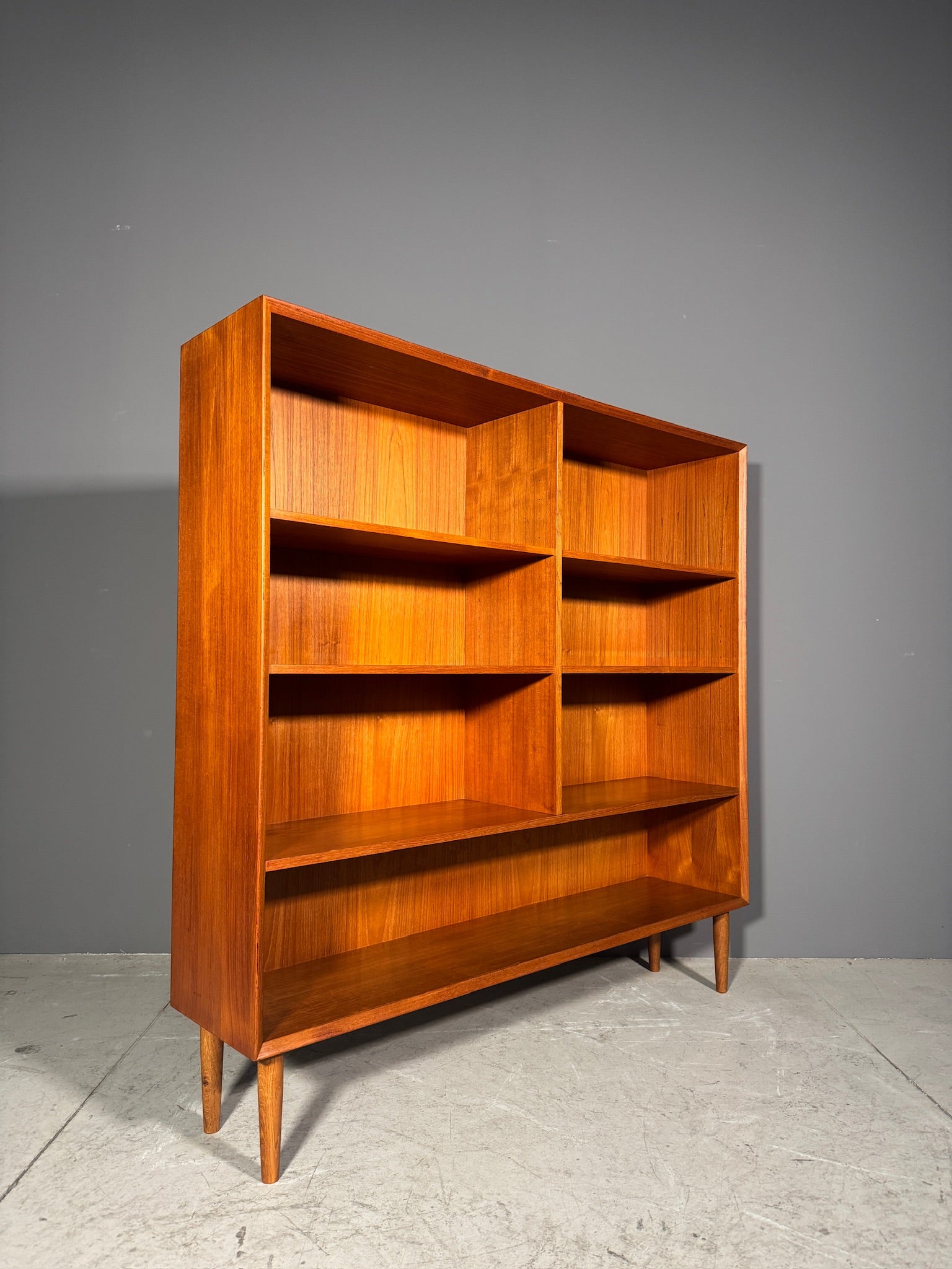 Libreria danese in teak