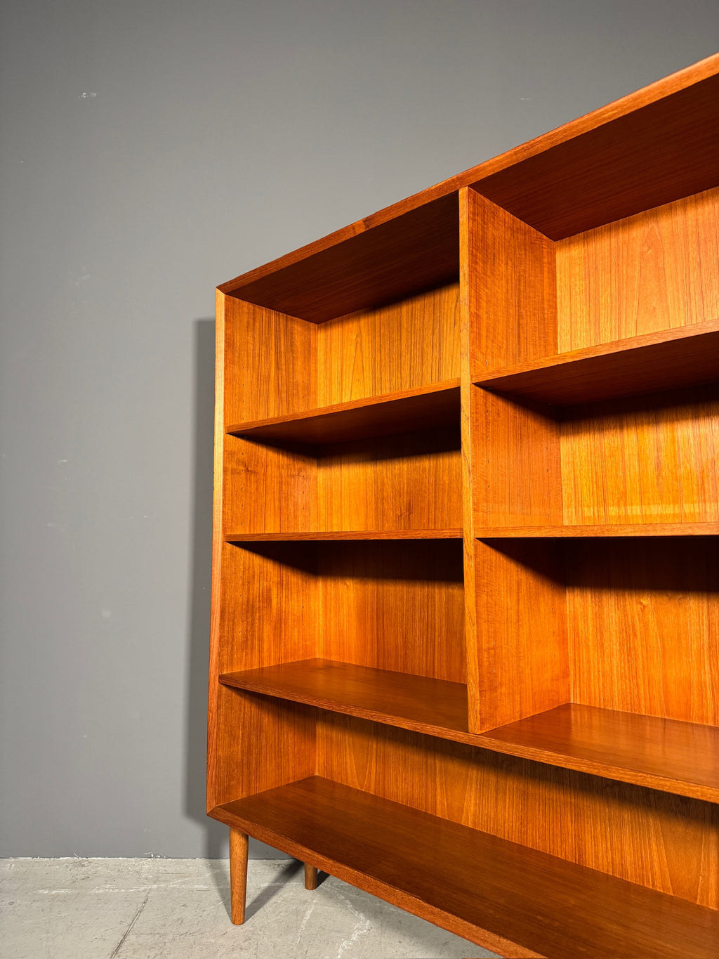 Libreria danese in teak