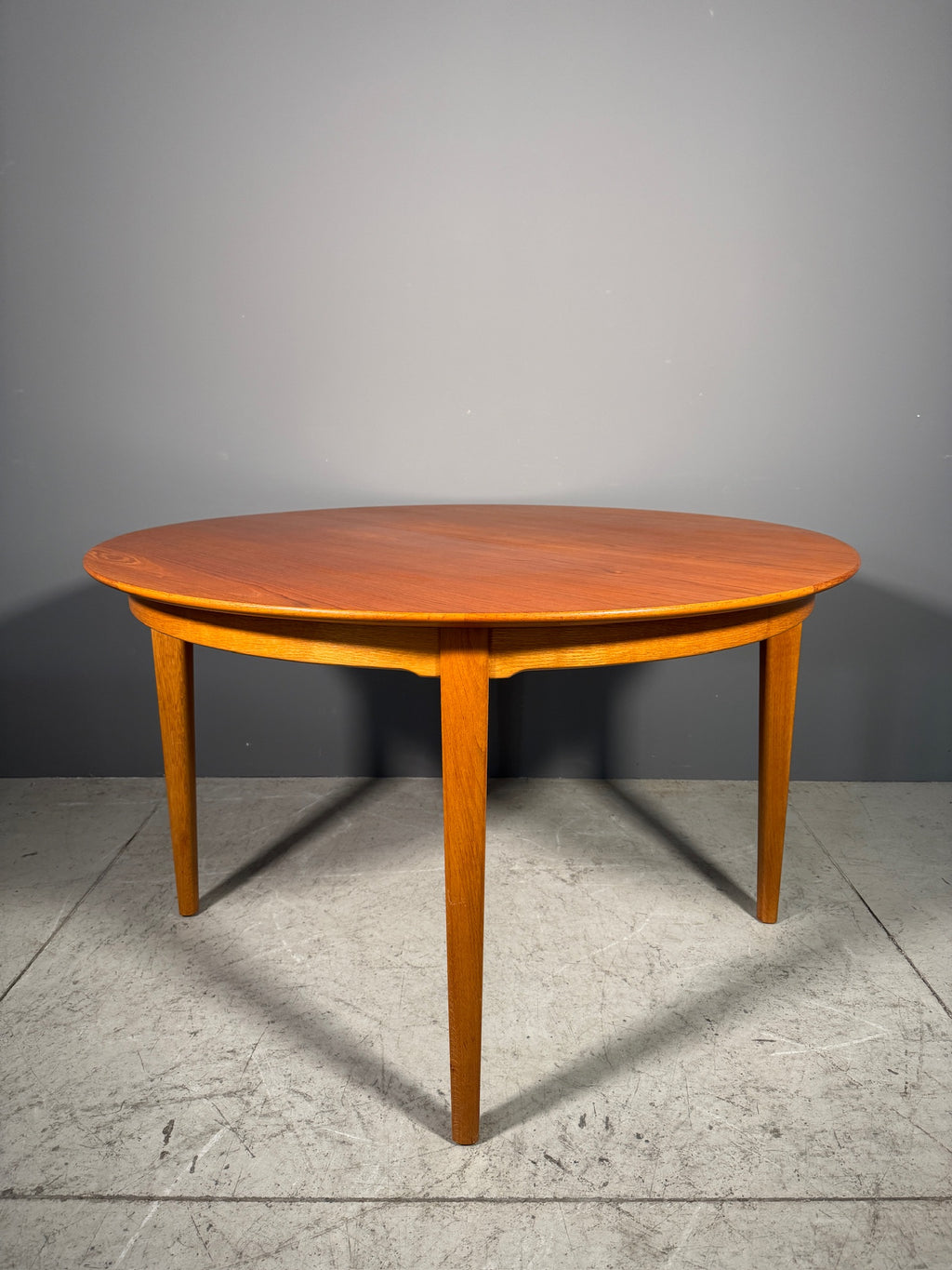 Tavolo danese anni 60