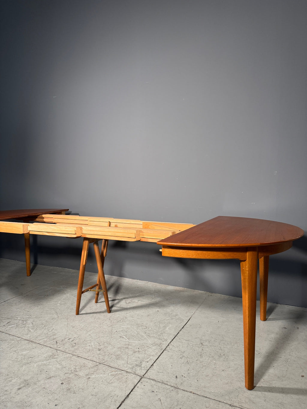 Tavolo danese anni 60