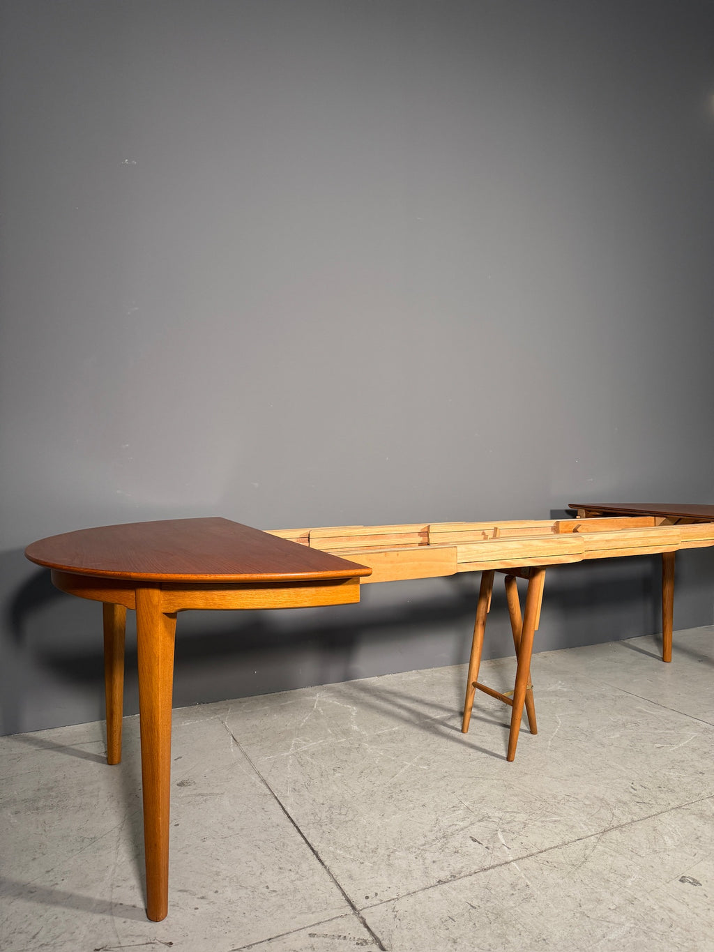 Tavolo danese anni 60