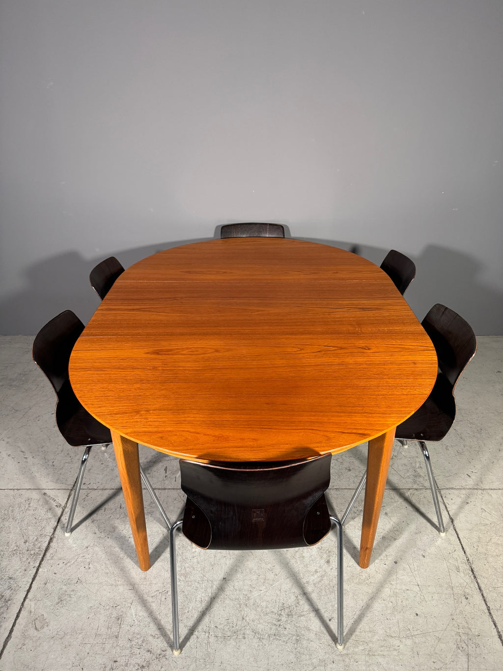 Tavolo danese anni 60