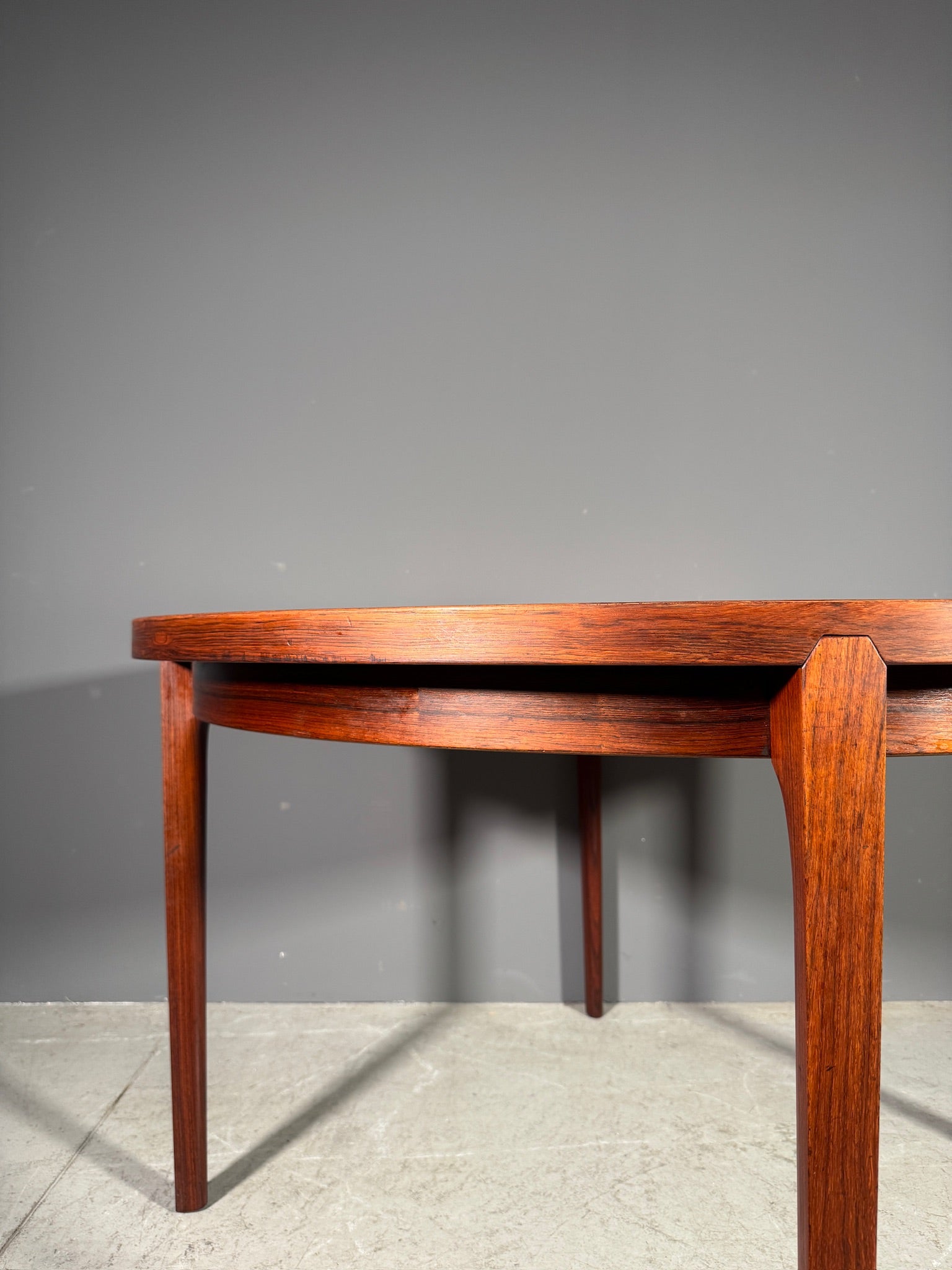 Tavolo in Palissandro di C.J. Rosengaarden