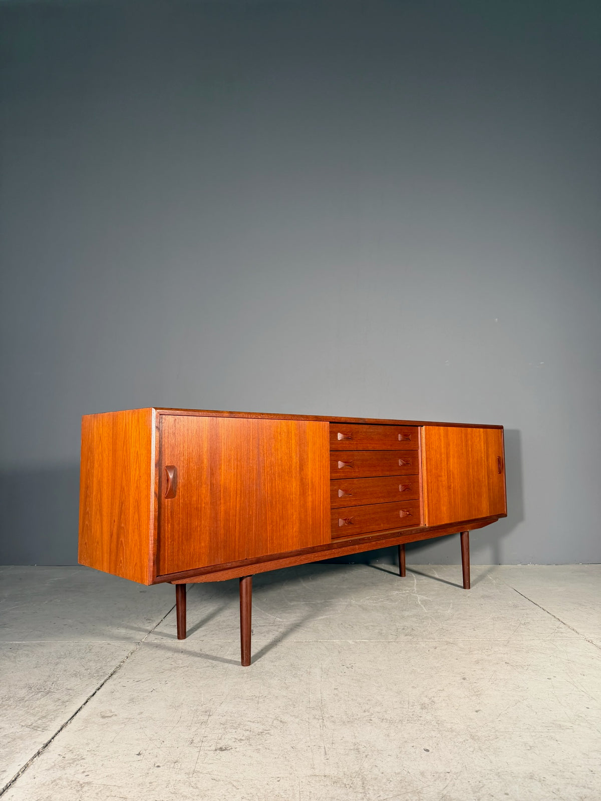 Sideboard danese Anni 60