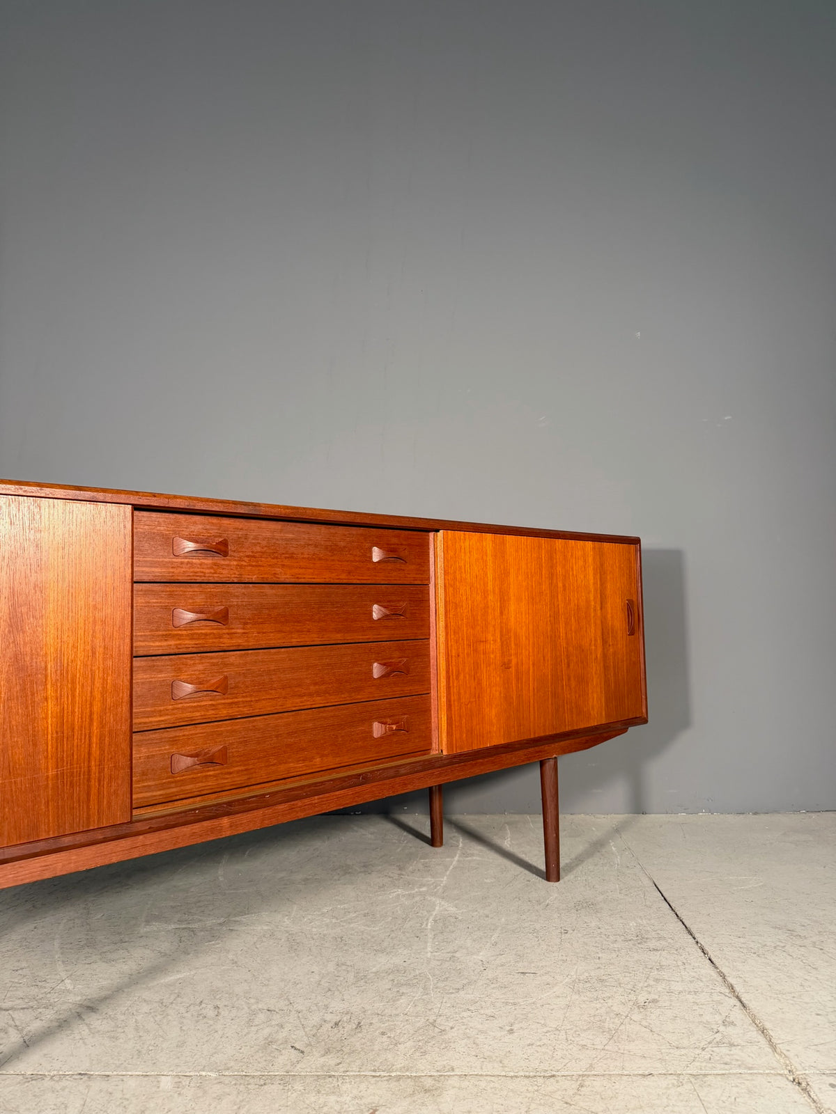 Sideboard danese Anni 60