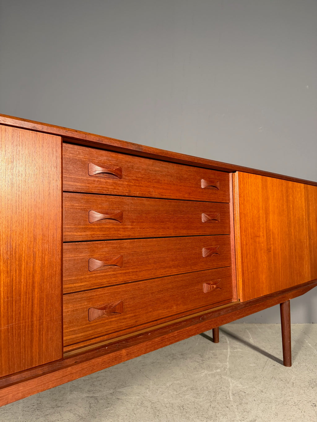 Sideboard danese Anni 60