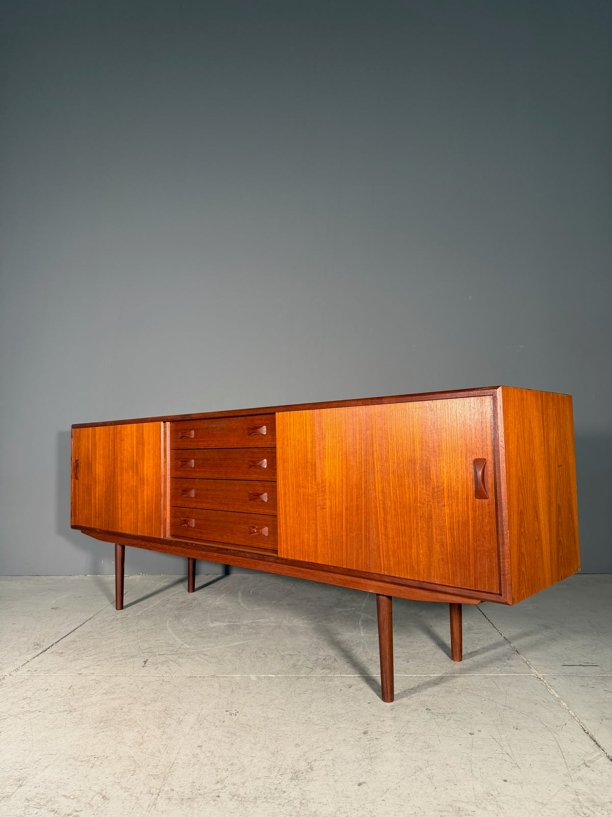 Sideboard danese Anni 60