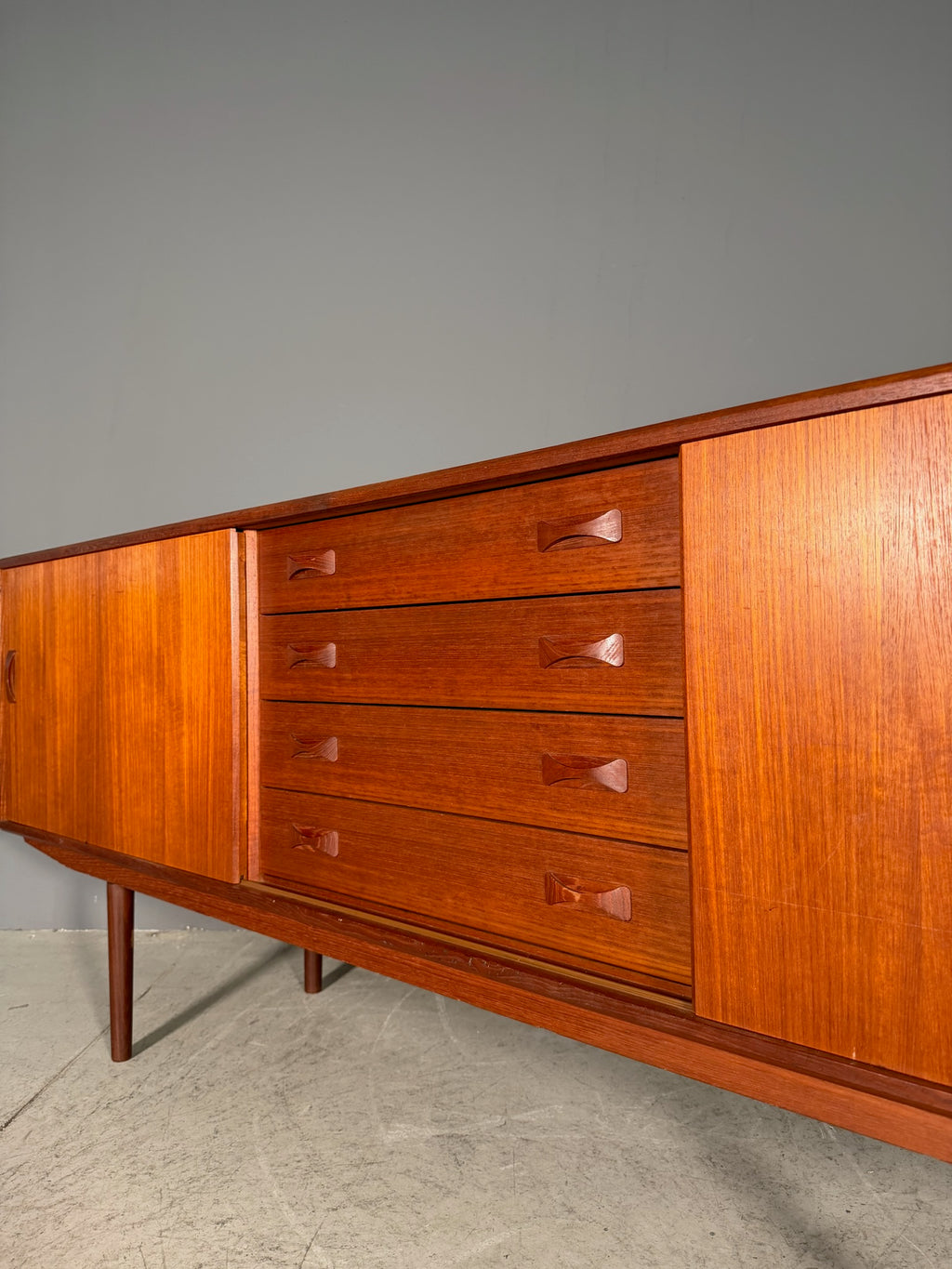 Sideboard danese Anni 60