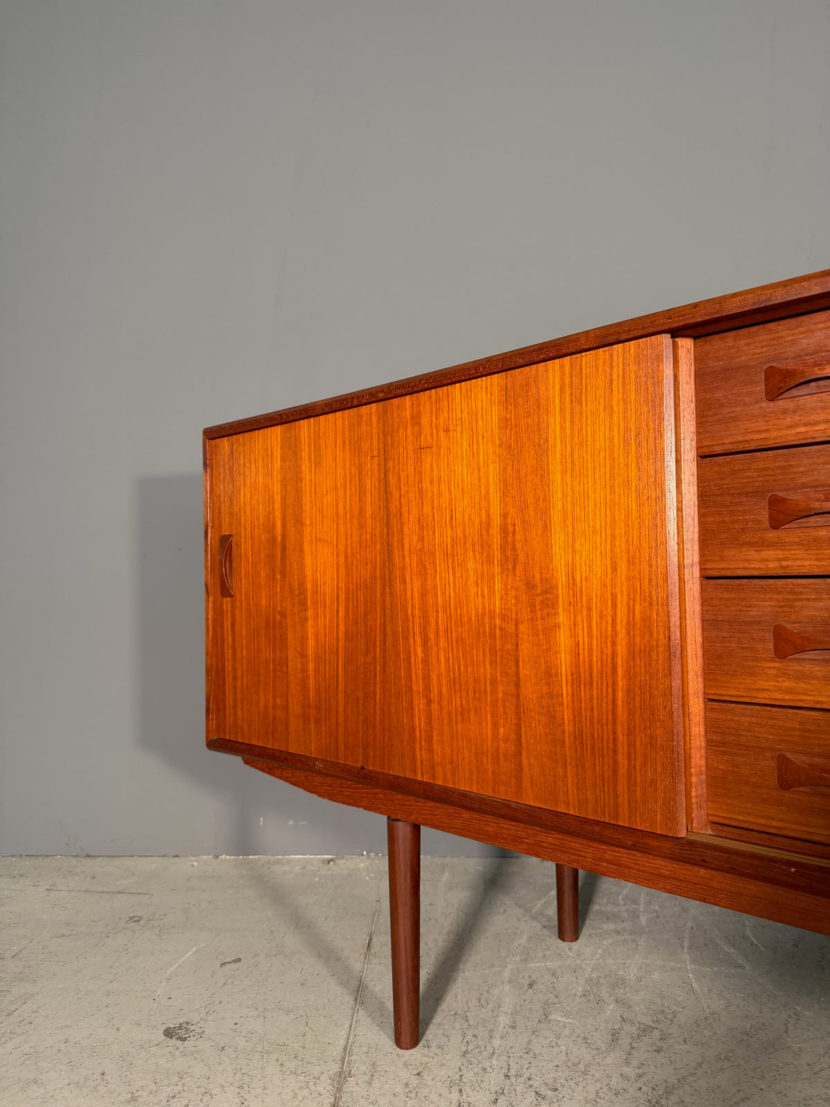 Sideboard danese Anni 60