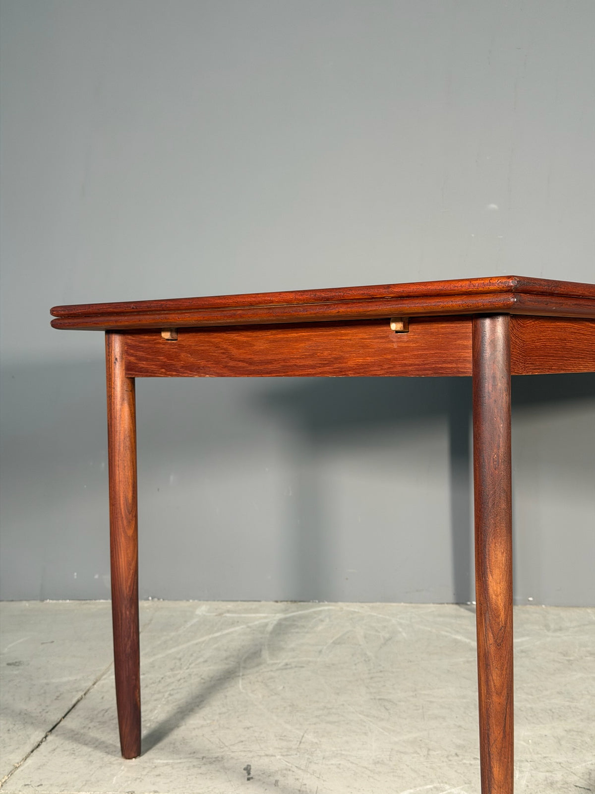 Tavolo allungabile in teak