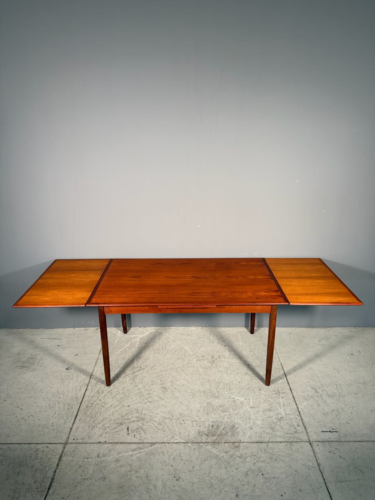 Tavolo allungabile in teak