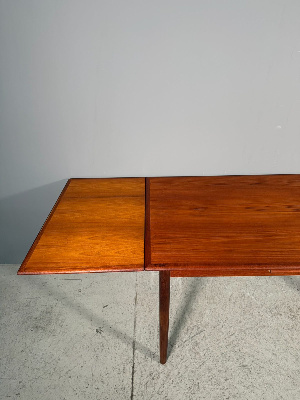 Tavolo allungabile in teak