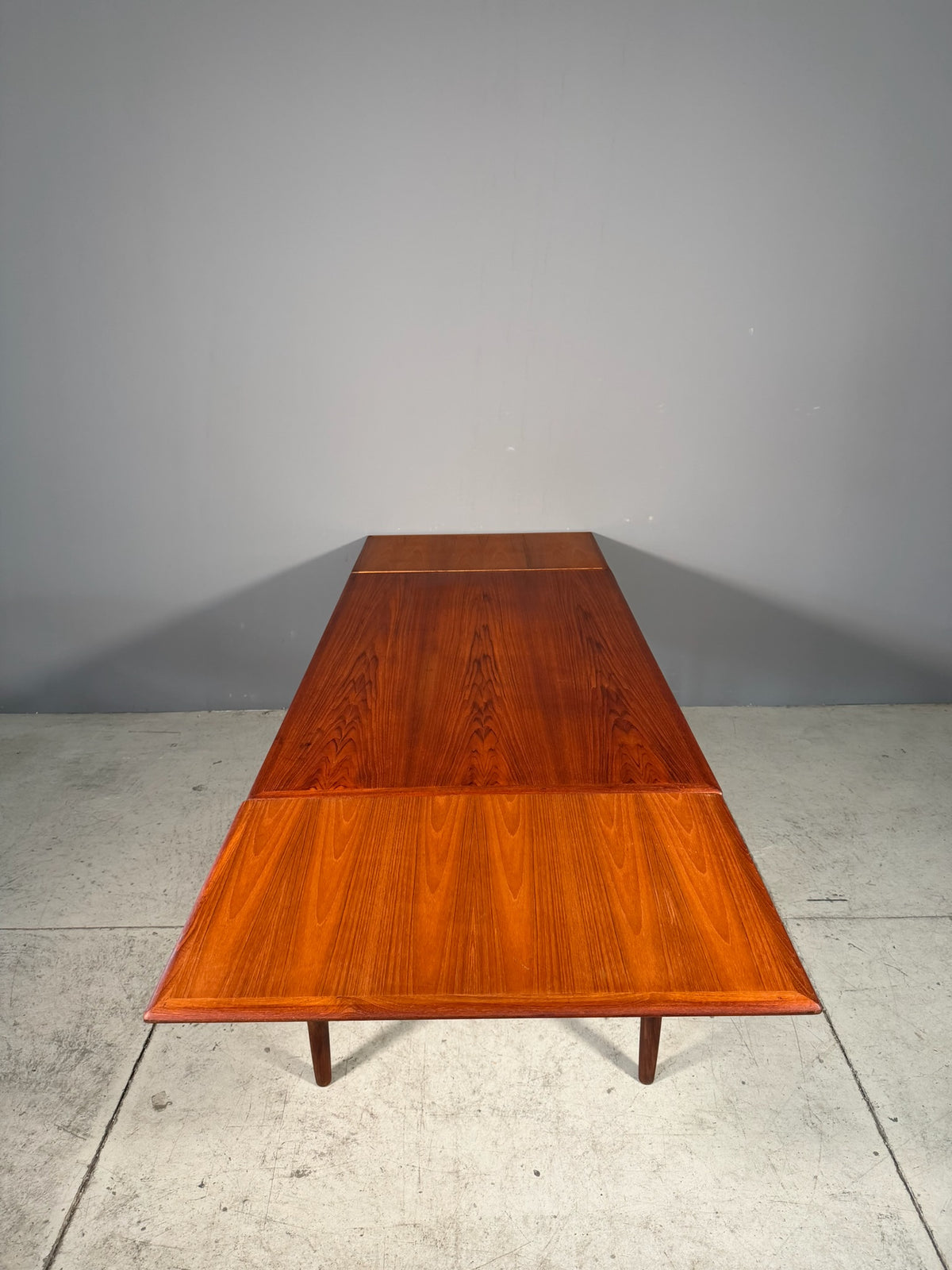 Tavolo allungabile in teak