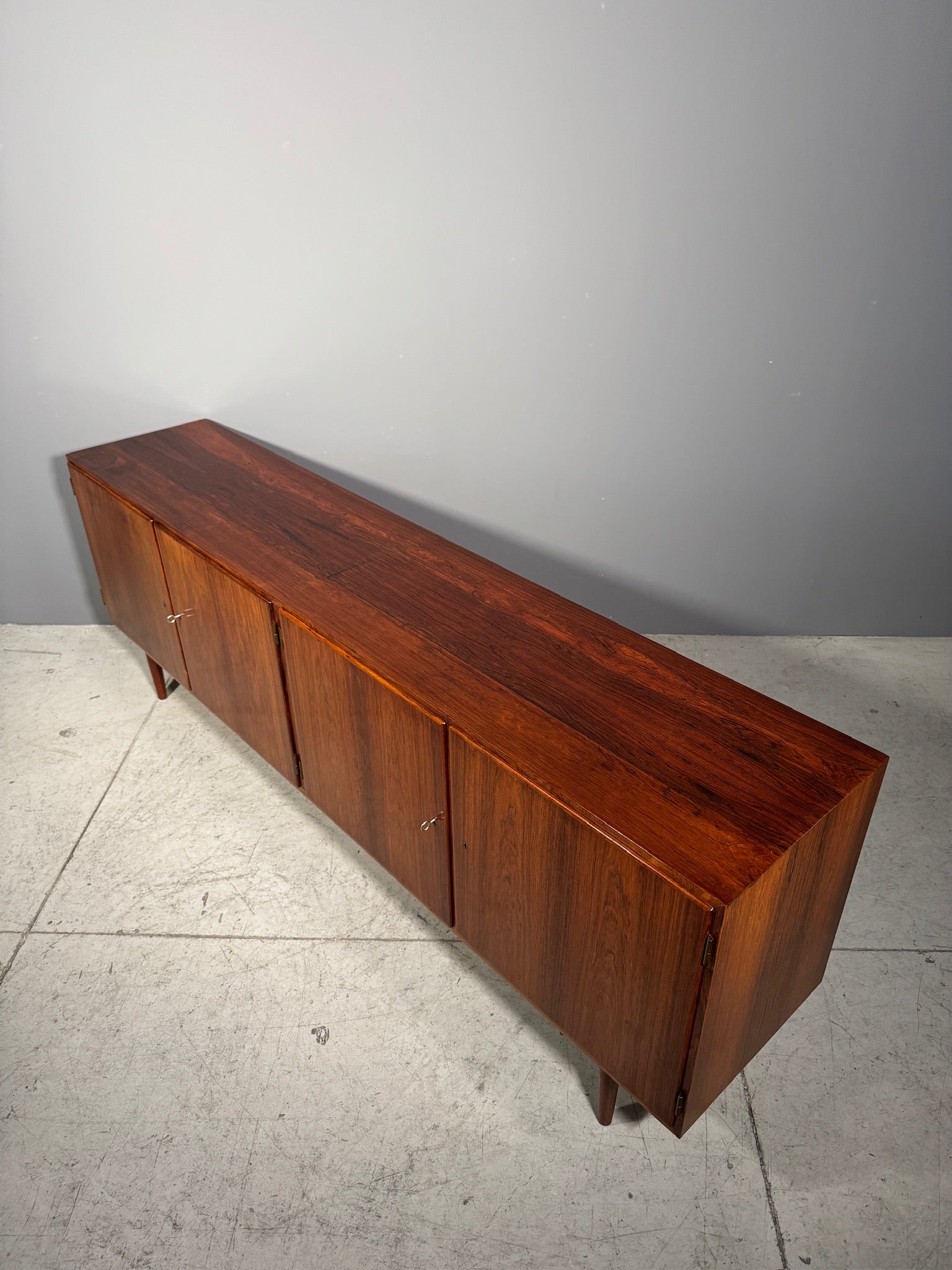 Sideboard danese in palissandro