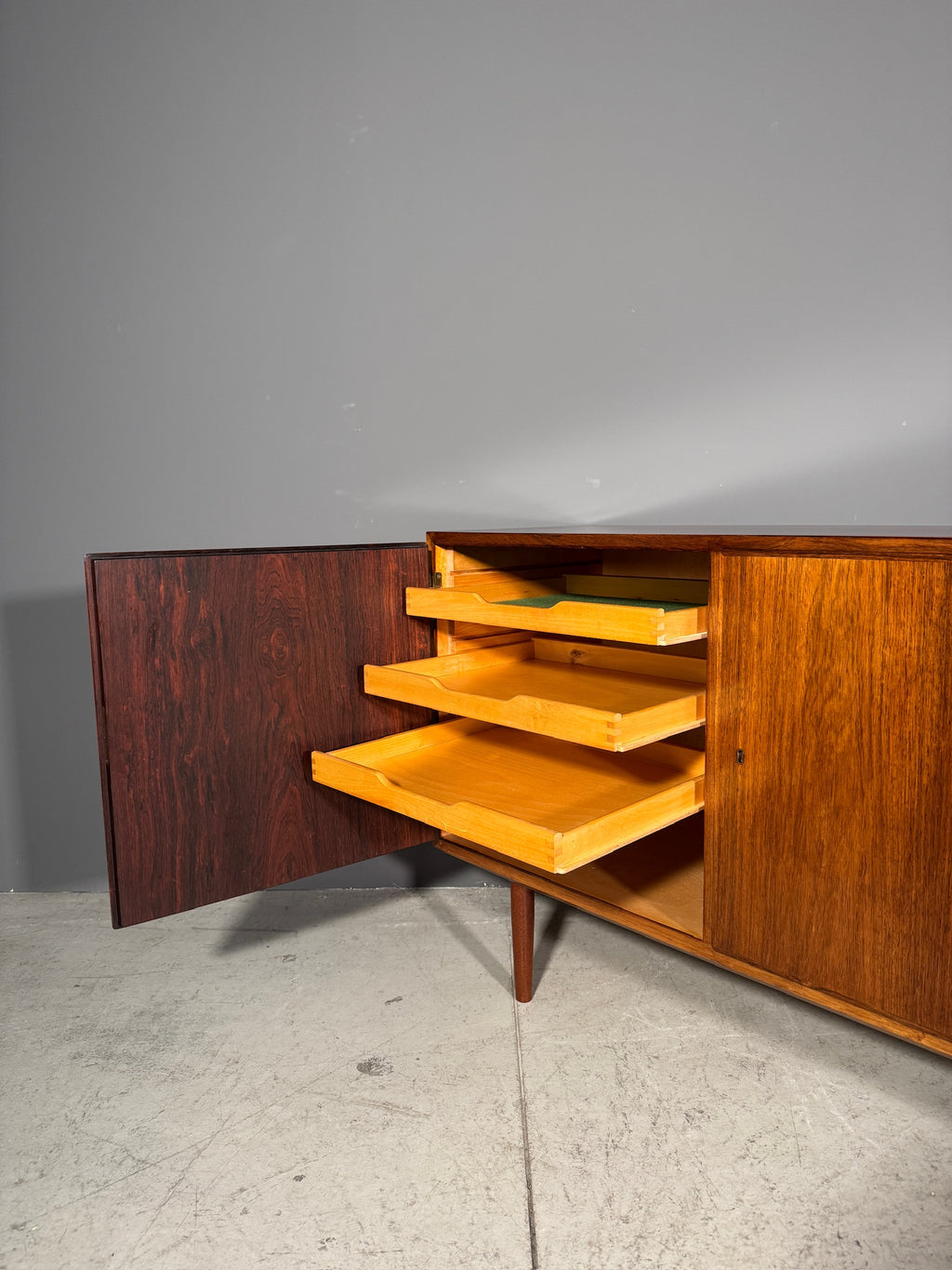 Sideboard danese in palissandro