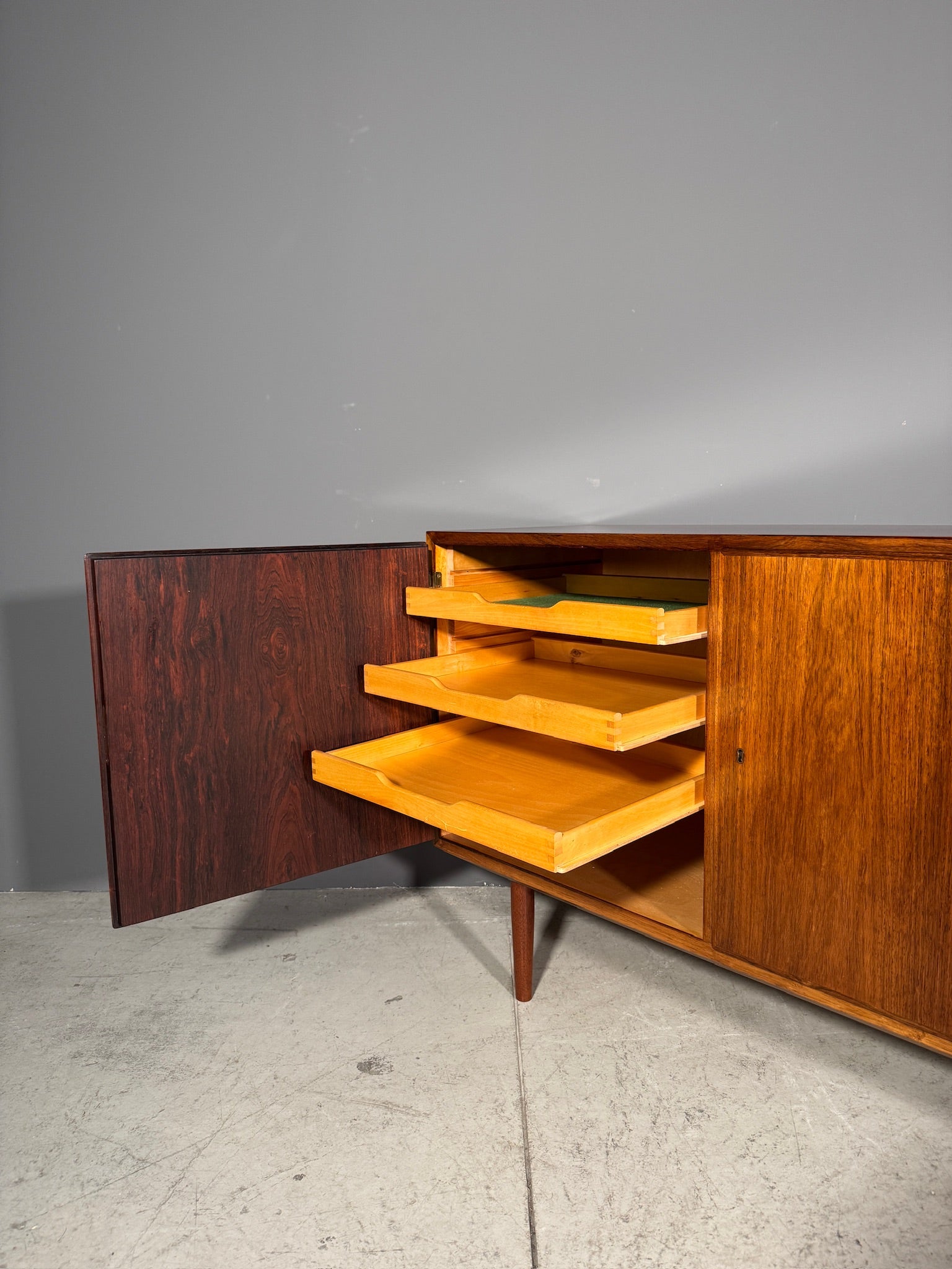 Sideboard danese in palissandro