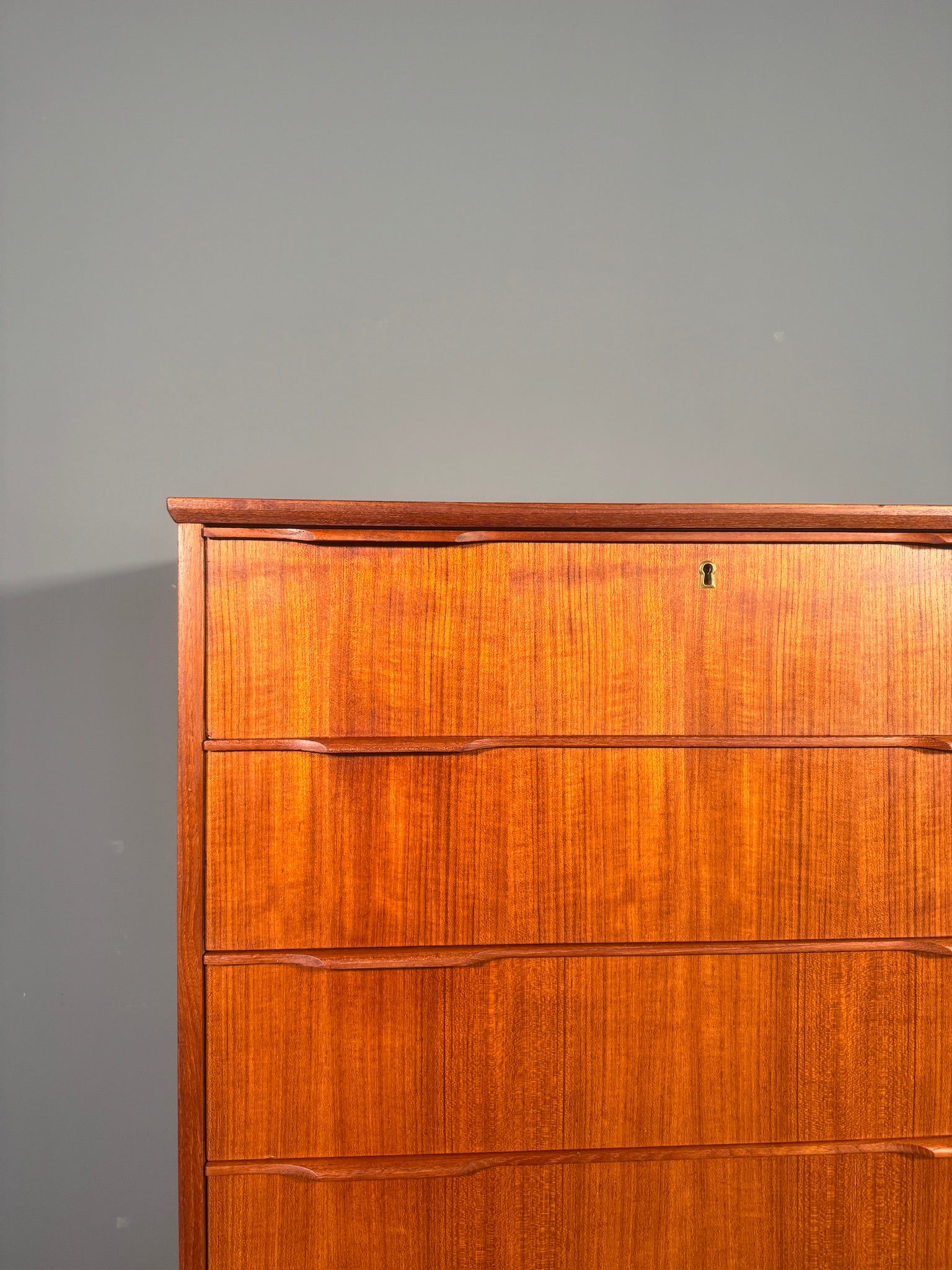 Cassettiera danese in teak