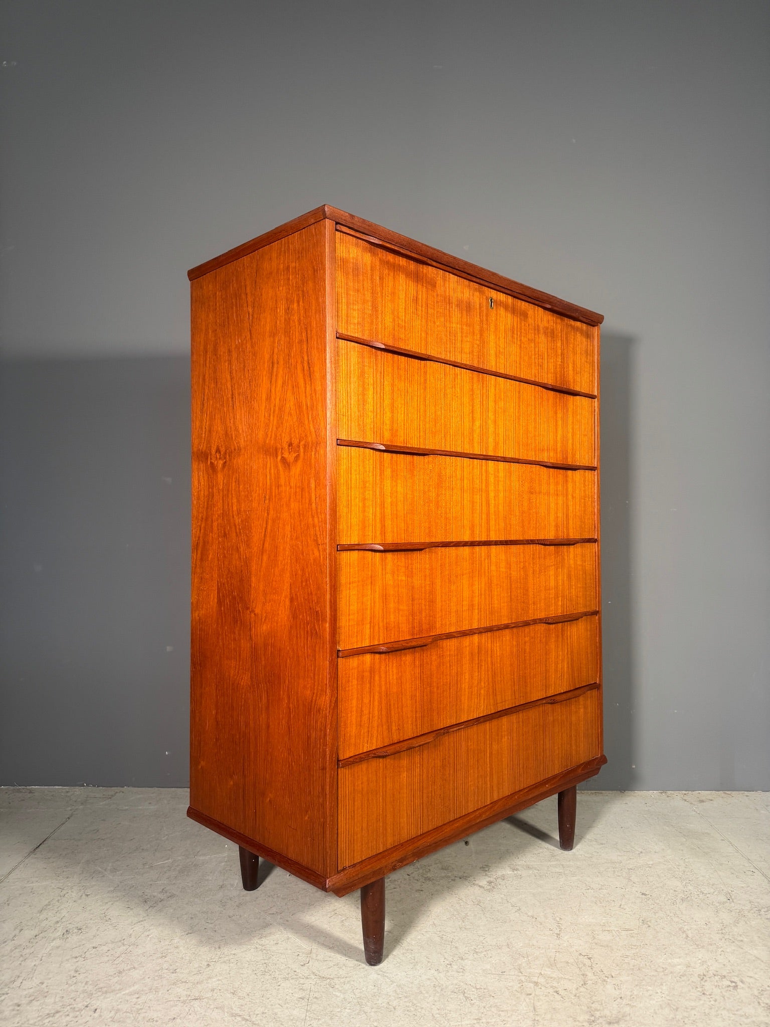 Cassettiera danese in teak