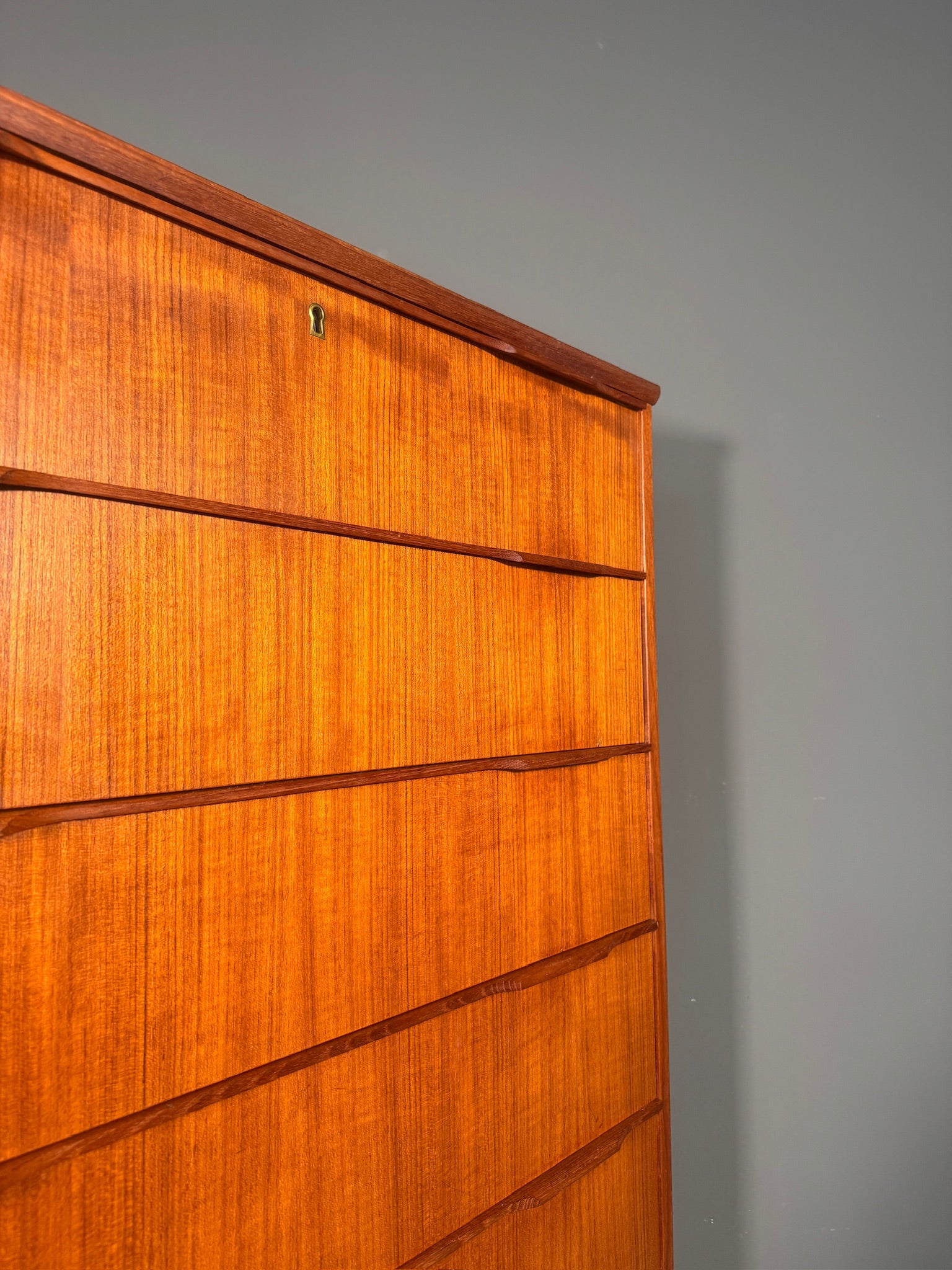 Cassettiera danese in teak