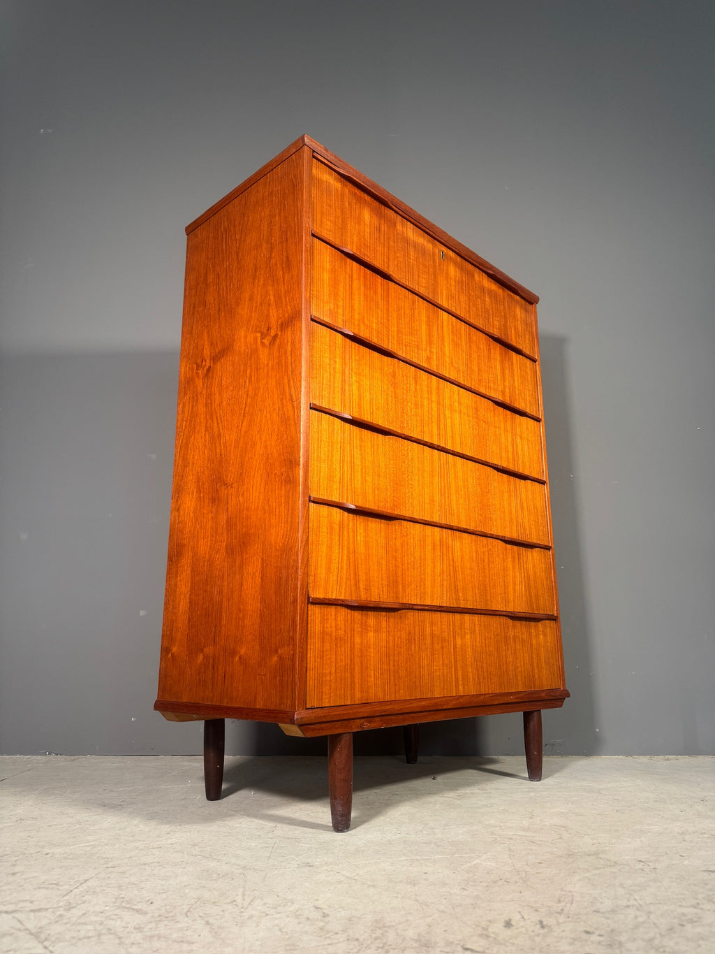 Cassettiera danese in teak