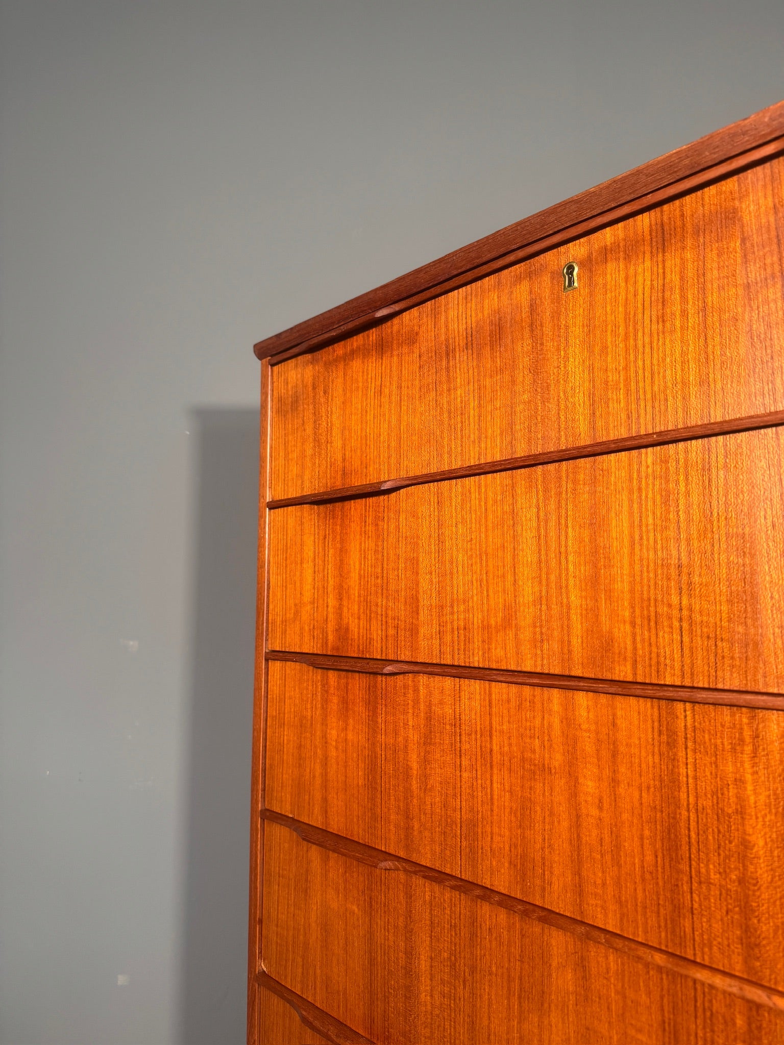 Cassettiera danese in teak