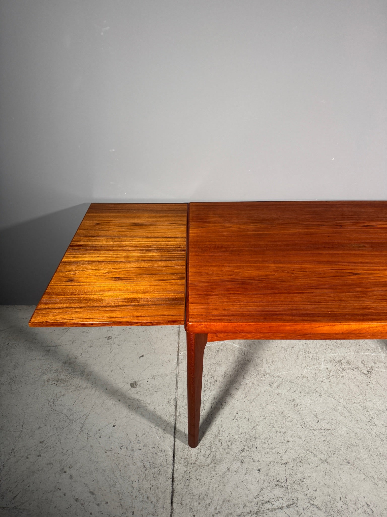 Tavolo Henning Kyaernulf