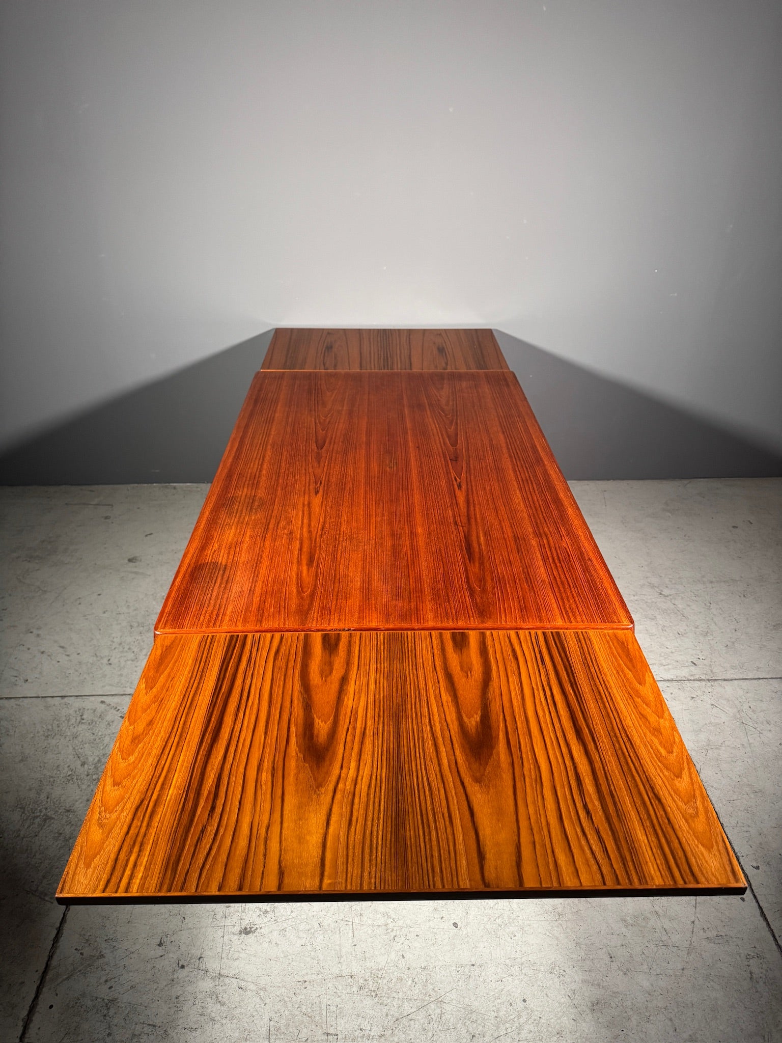 Tavolo Henning Kyaernulf