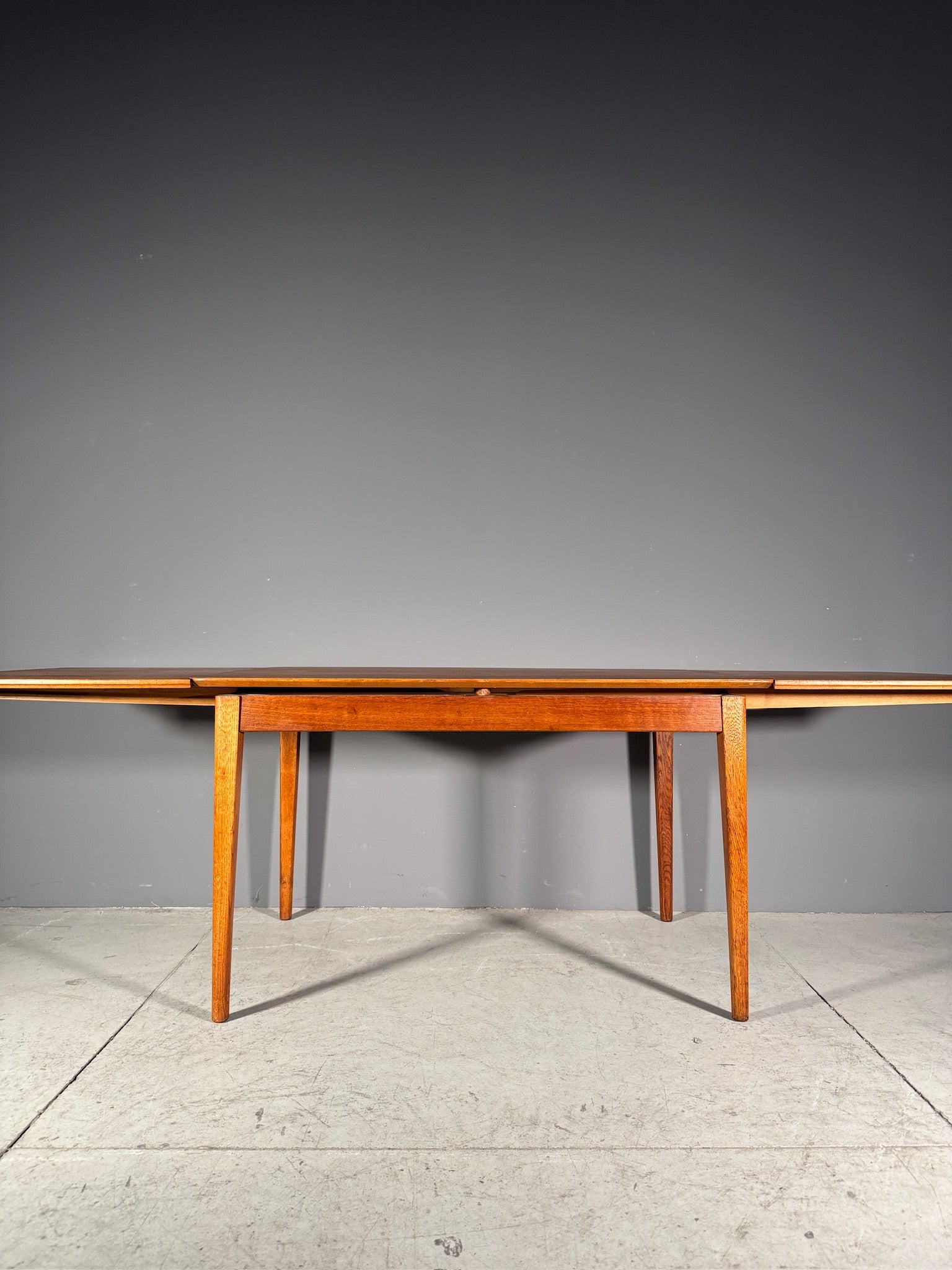 Tavolo anni 60 in teak