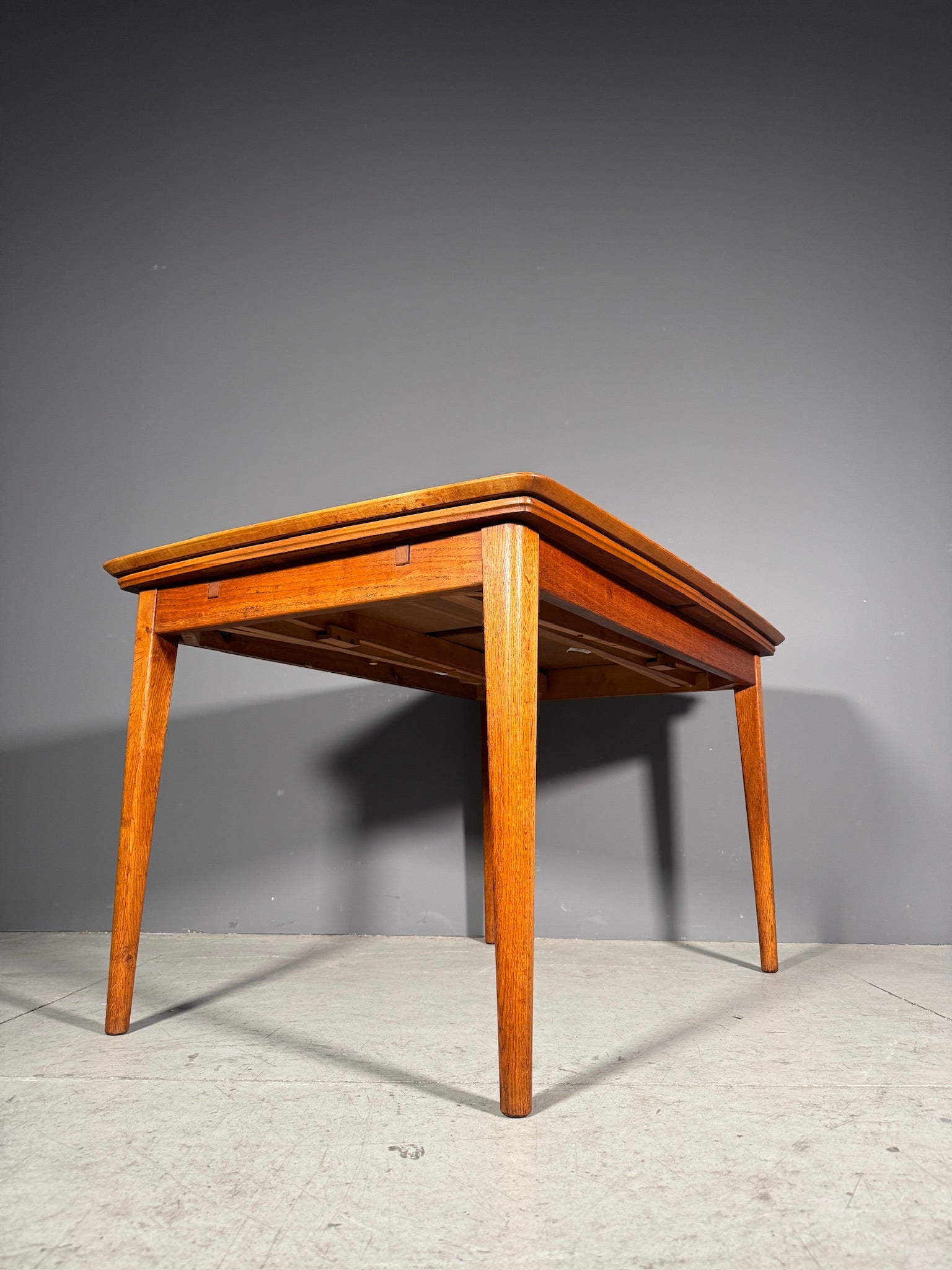 Tavolo anni 60 in teak