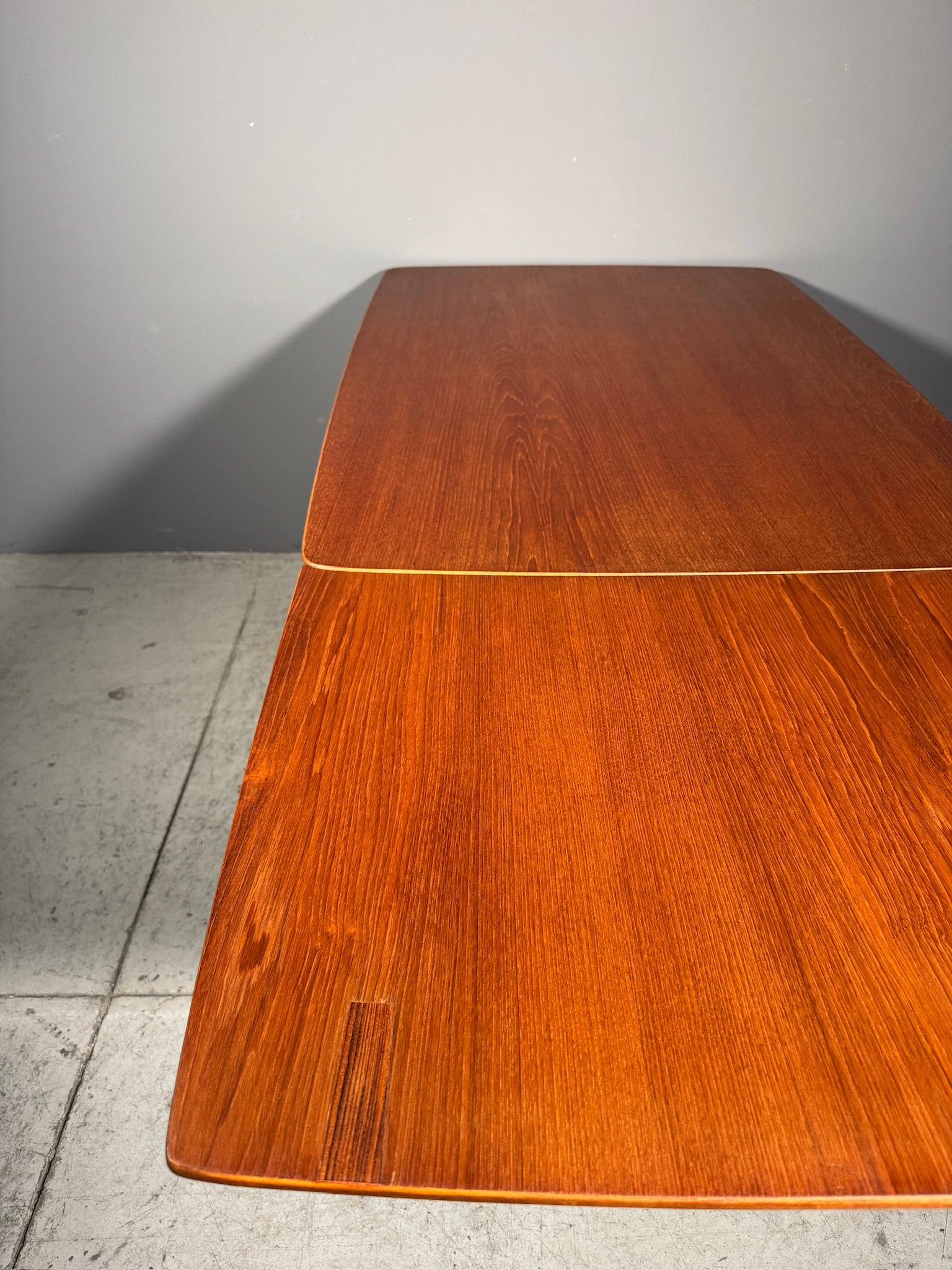 Tavolo anni 60 in teak