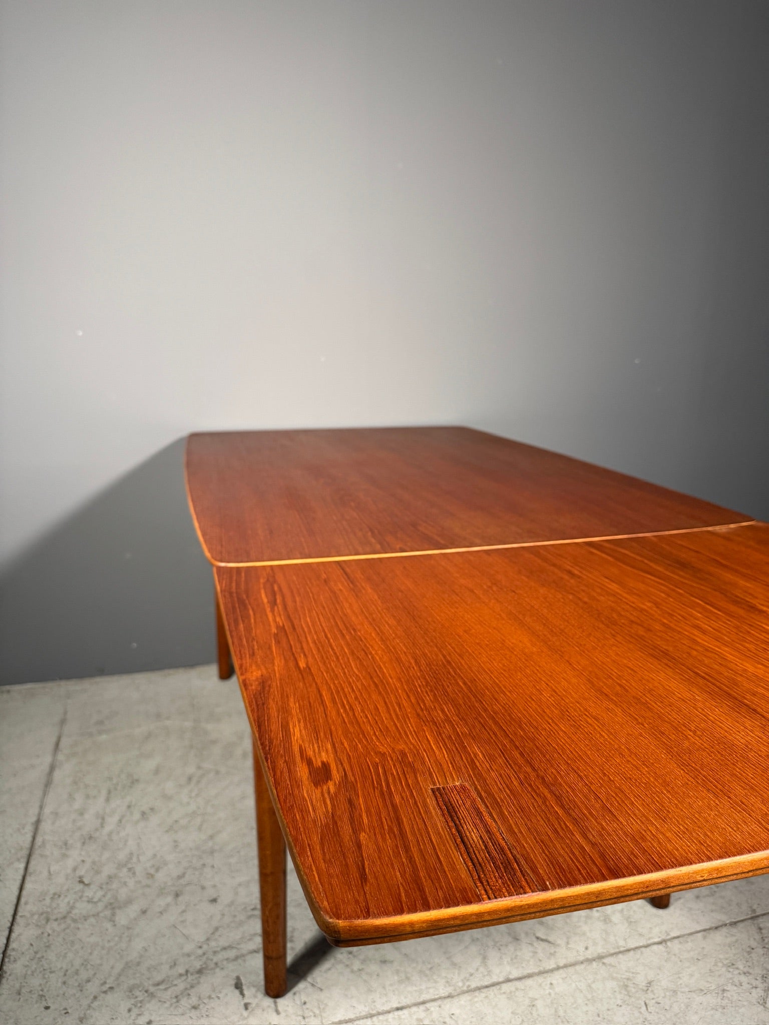 Tavolo anni 60 in teak