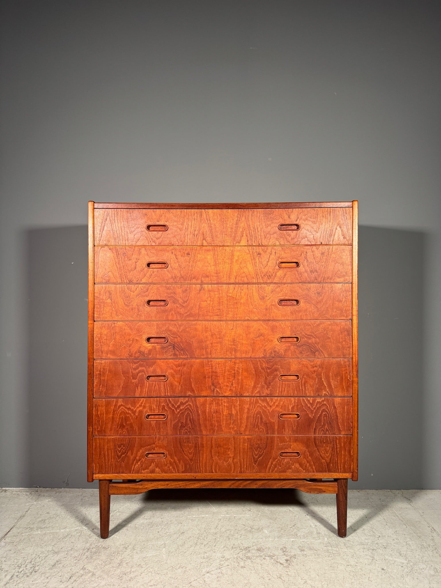 Cassettiera in teak anni 60