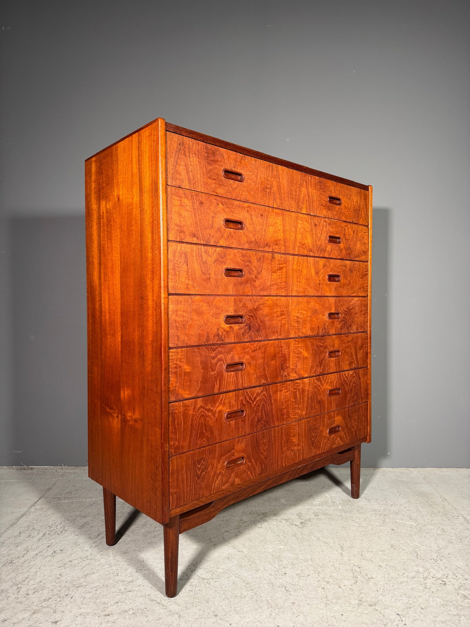 Cassettiera in teak anni 60