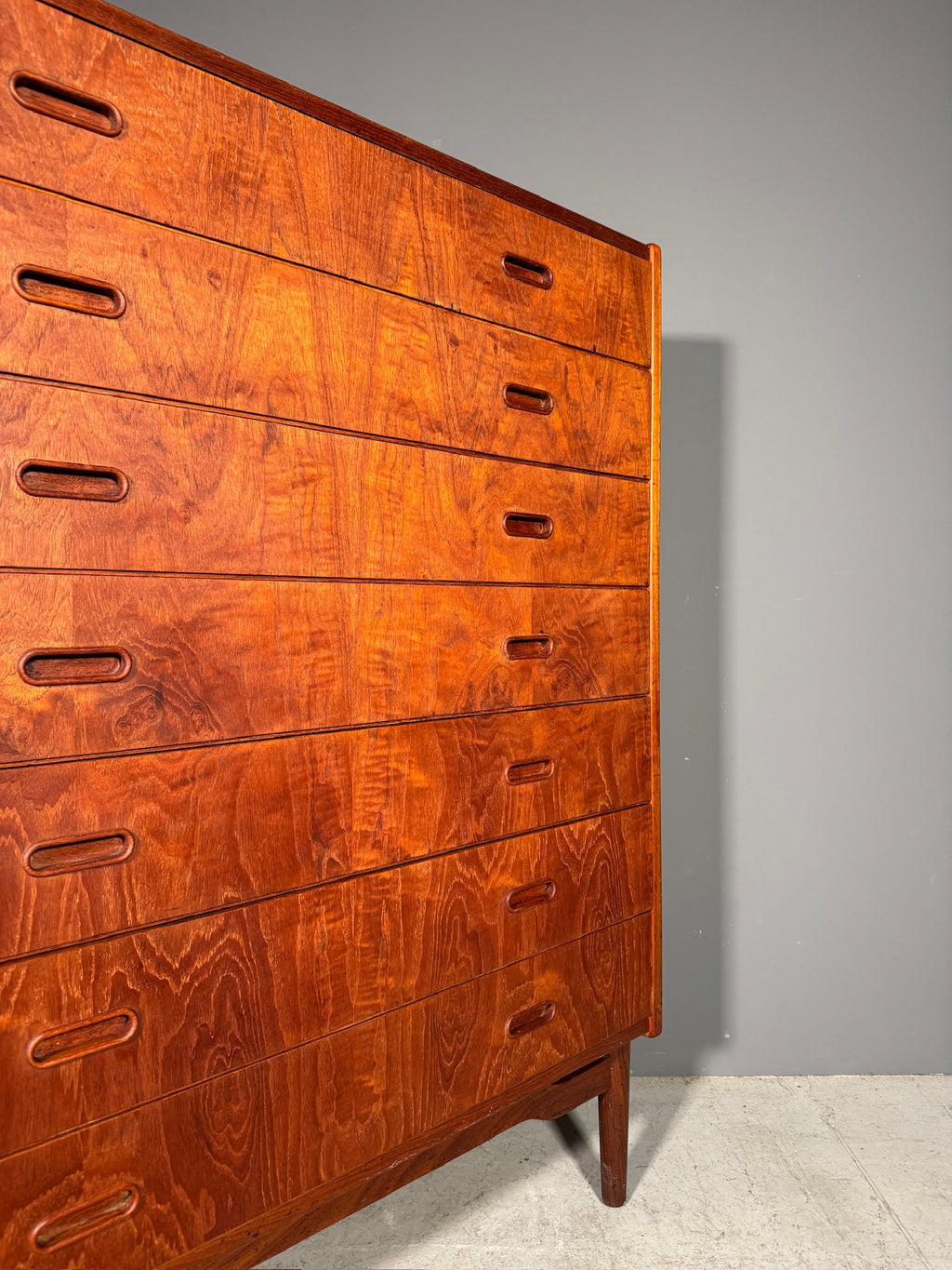 Cassettiera in teak anni 60