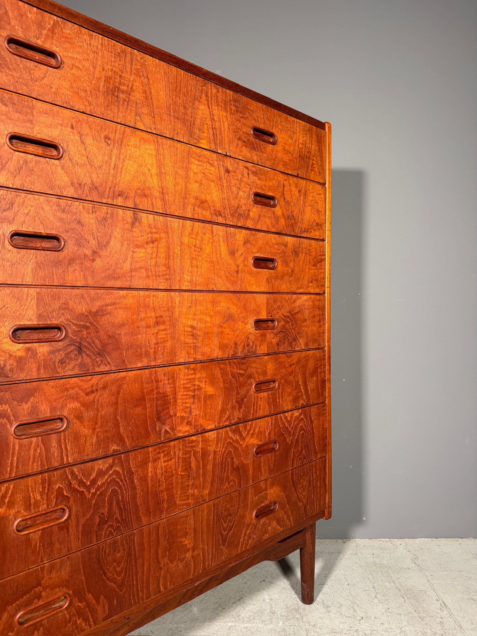 Cassettiera in teak anni 60