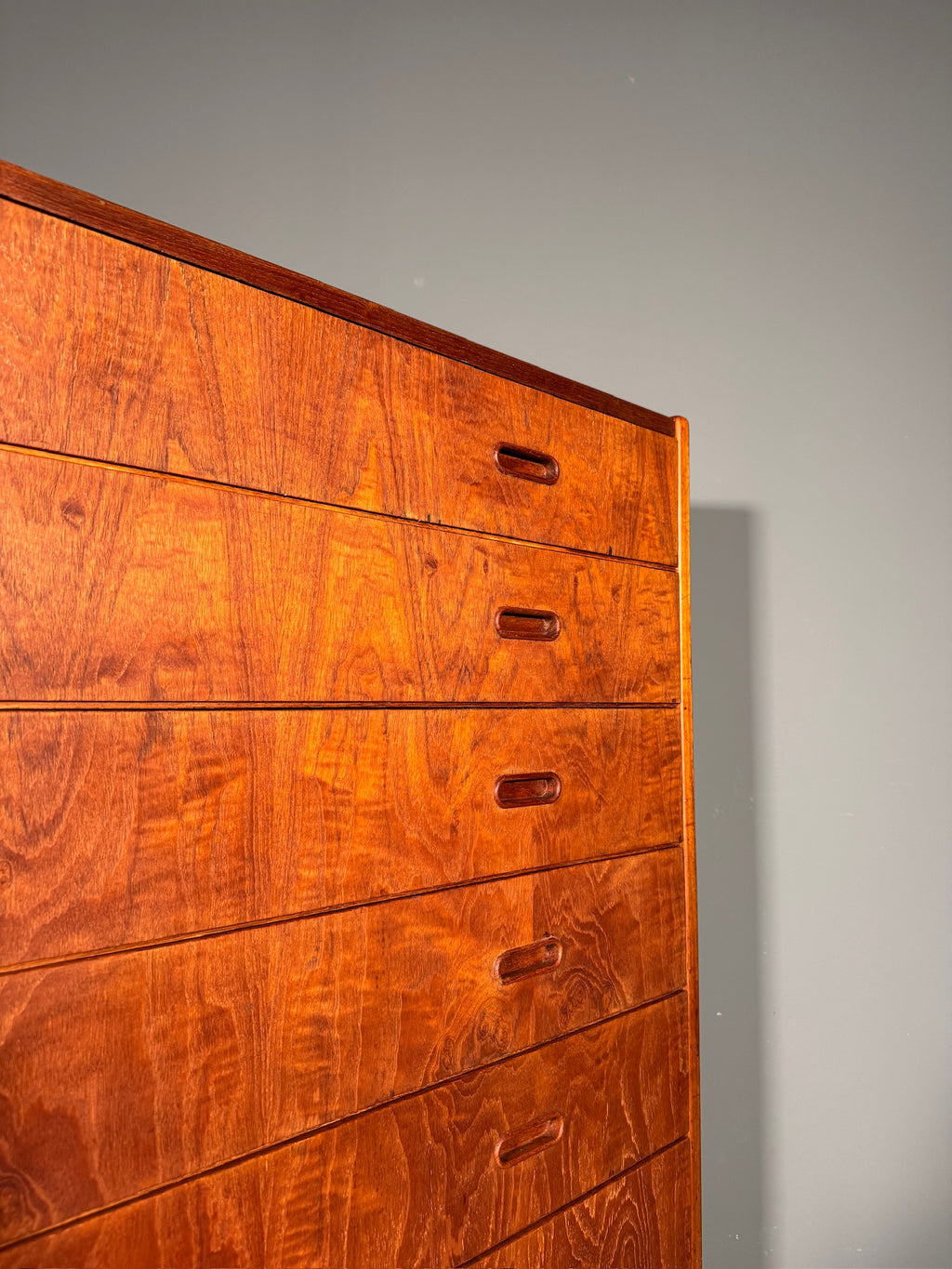 Cassettiera in teak anni 60