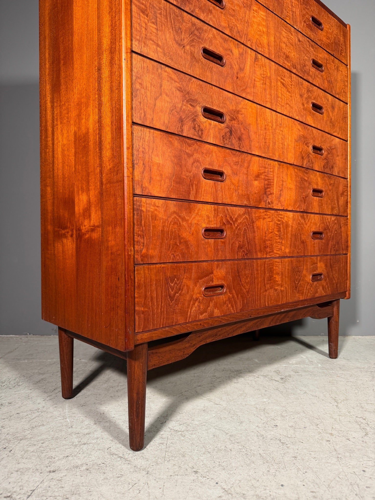 Cassettiera in teak anni 60