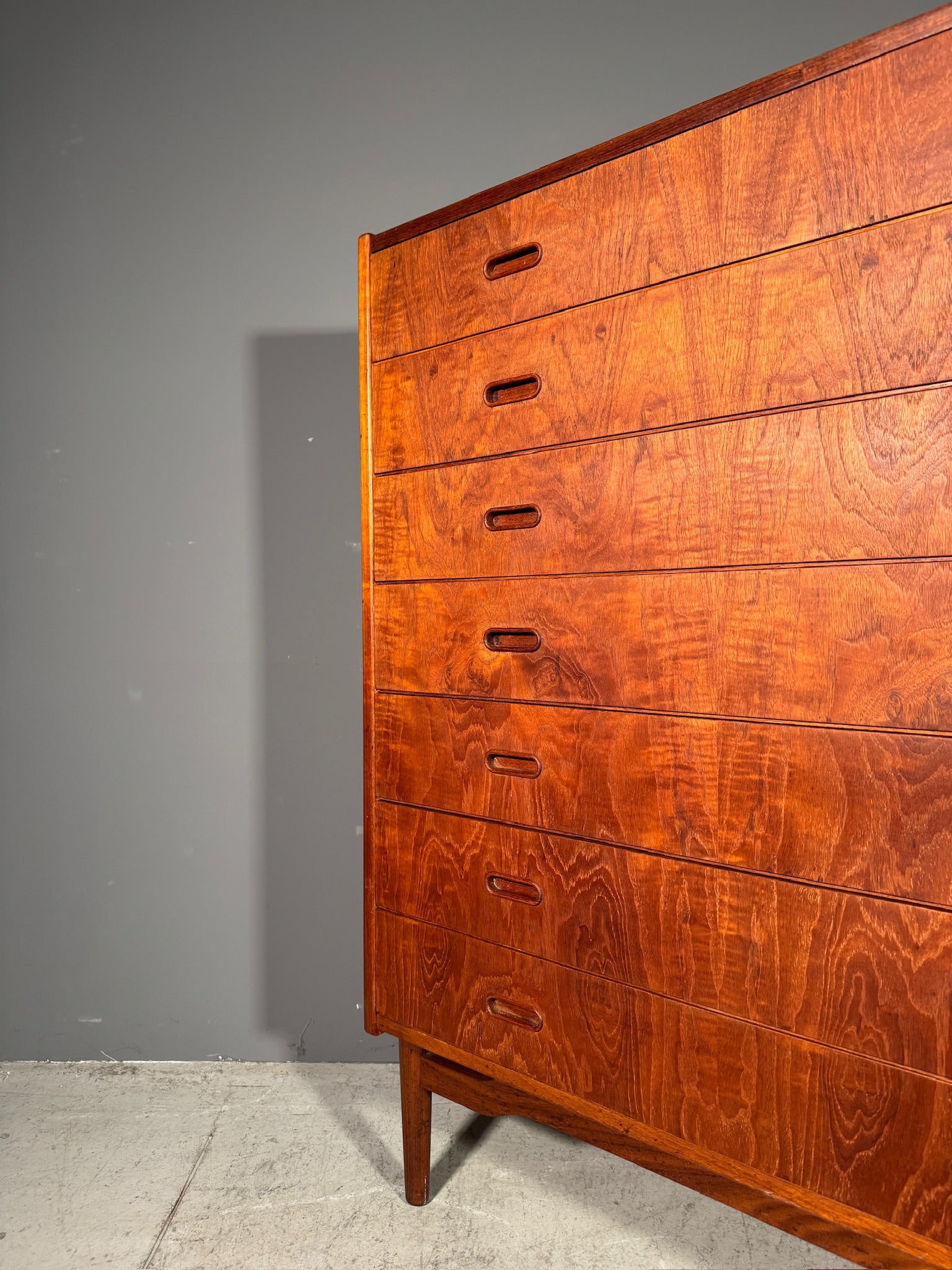 Cassettiera in teak anni 60