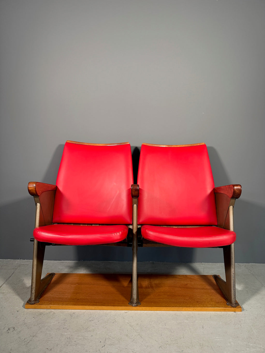 Sedie da Cinema LV4 di Gastone Rinaldi